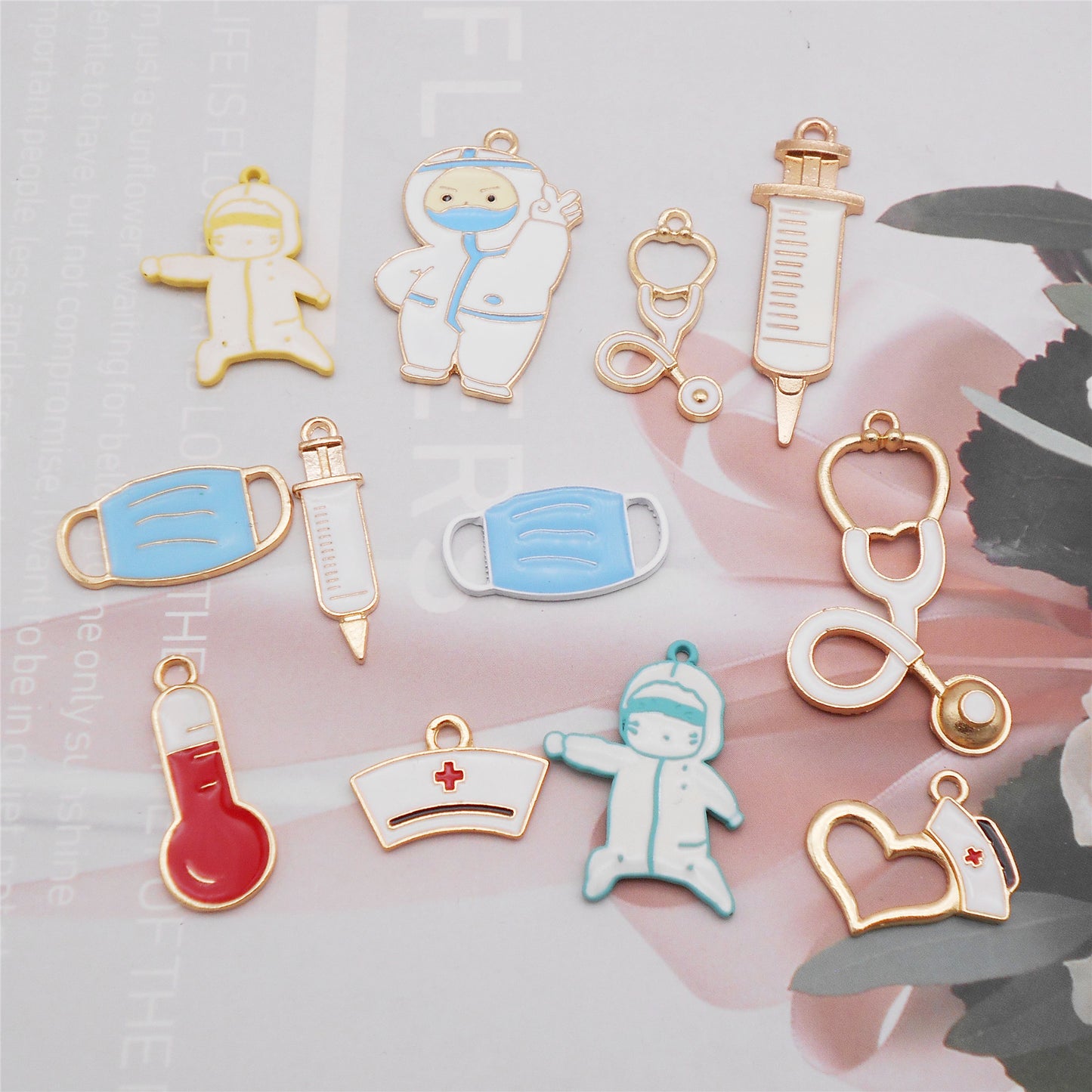 12pcs Quality Plated Doctor Career Series Charm Alloy Stethoscope Thermometer Design Enamel Pendant DIY Jewelry Making Accessory Key Chain Crafts Decor