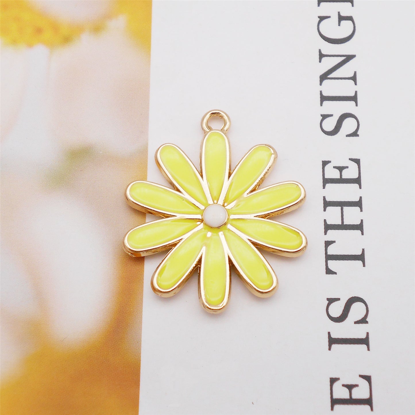 5Pcs Quality Plated Floral Daisy Charm 29x25mm Alloy Flower Pendant DIY Jewelry Making Accessory Crafts Phone Chain Key Chain Decor