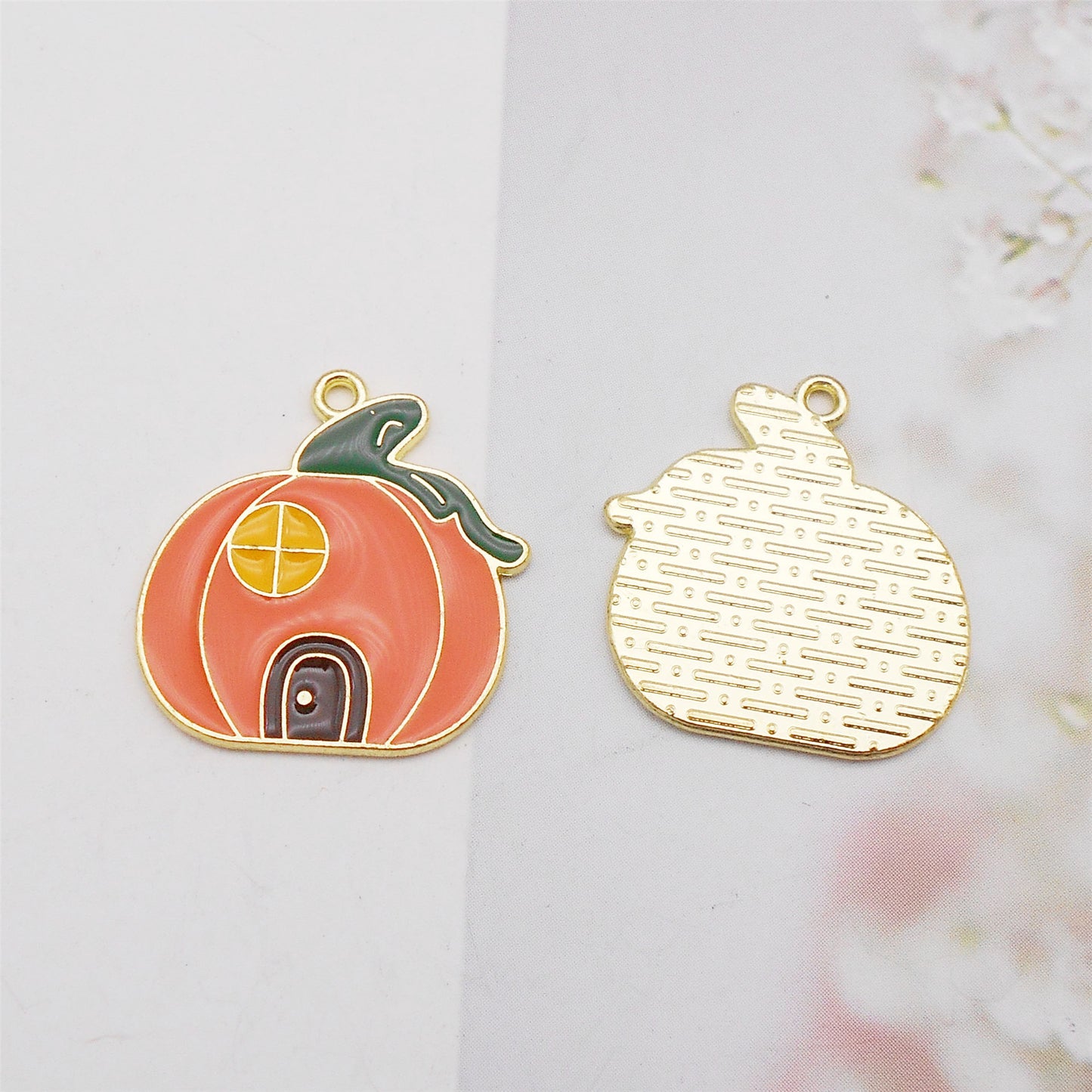 6Pcs 21x20mm Halloween Enamel Charm Pumpkin House Design Alloy Pendant DIY Making Accessory Jewelry Crafts Decor