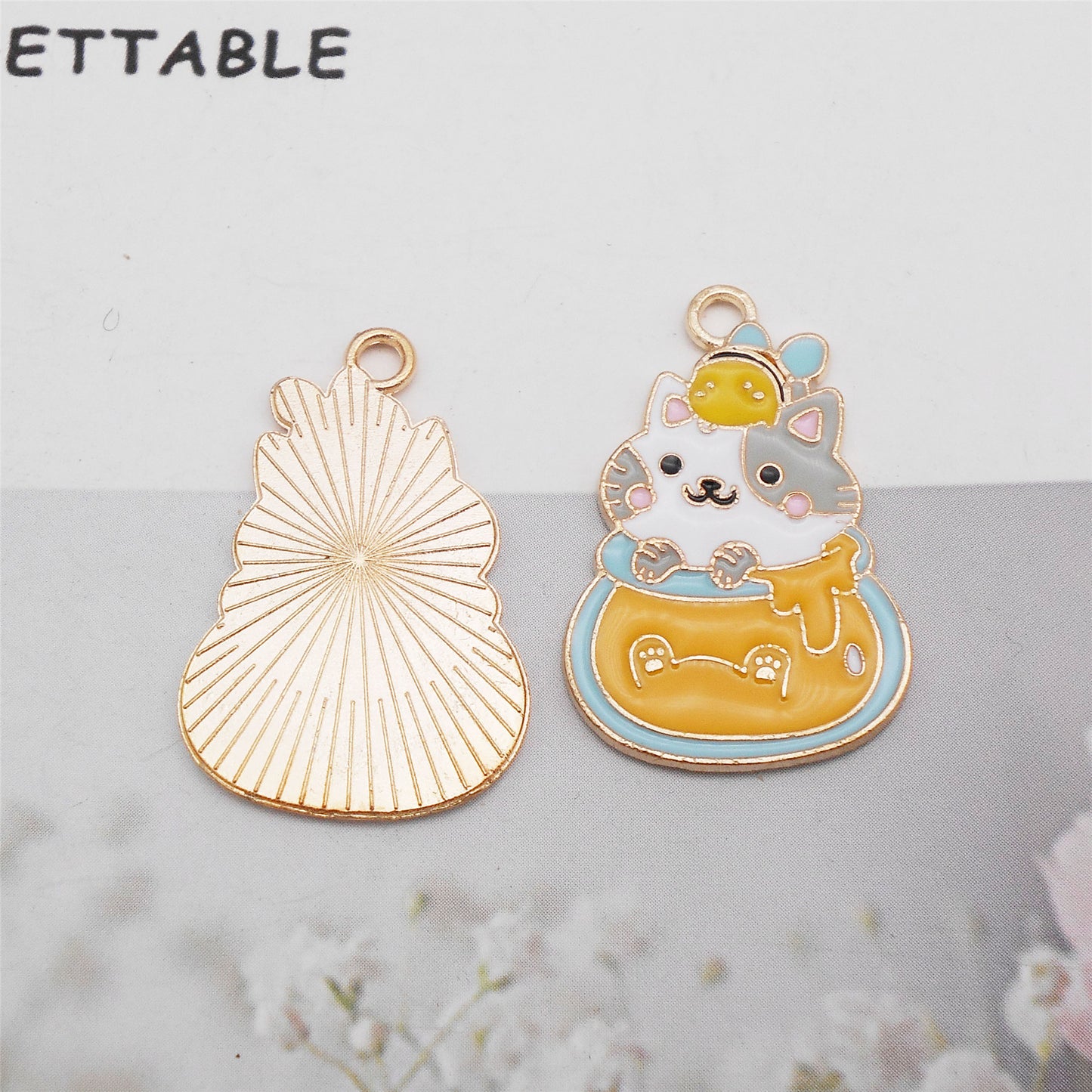 4Pcs Cat in Honey Jar Charms Kawaii Cake Cat Pendant Alloy Enamel Jewelry Necklace Bracelet Accessory DIY Crafts Decor Supplies