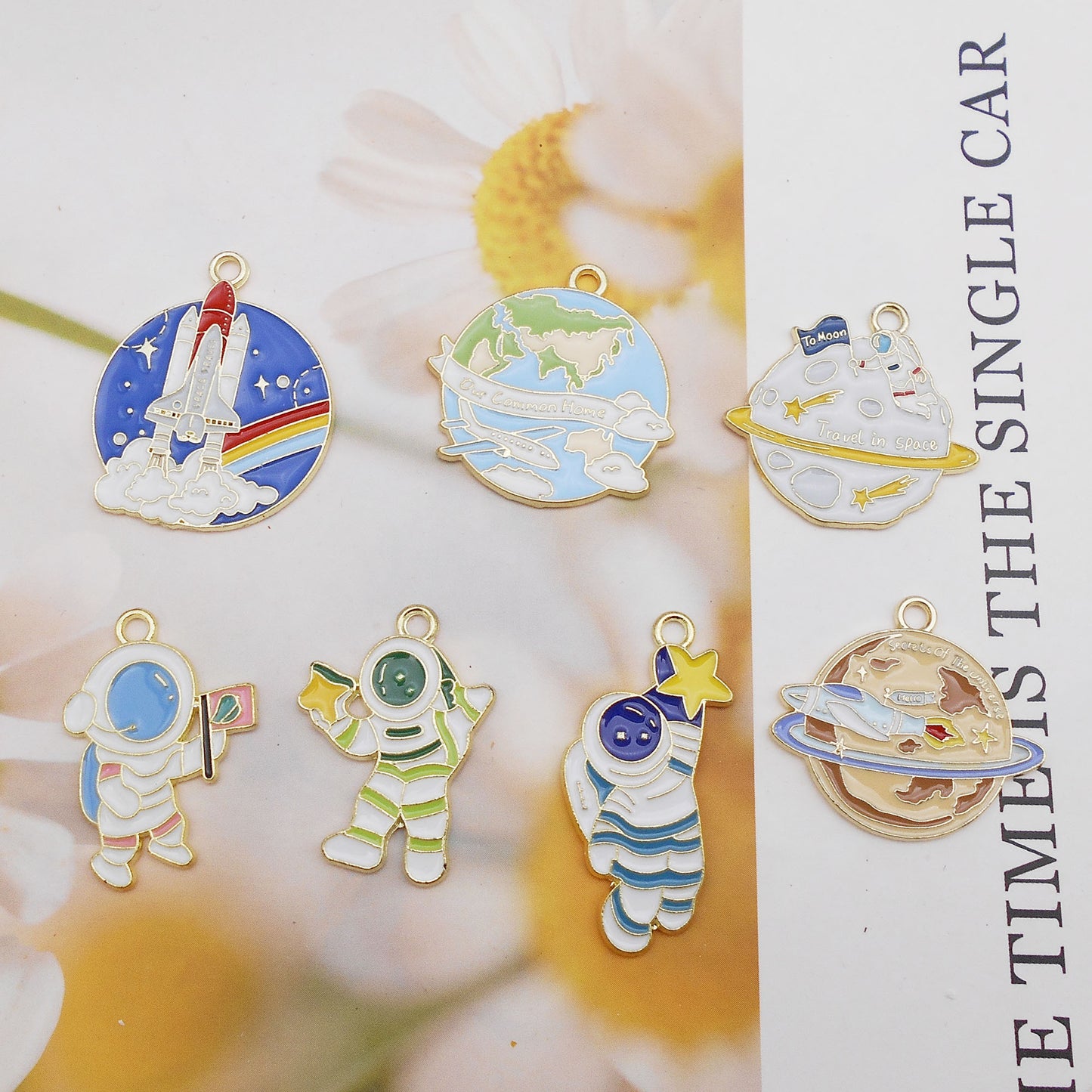 Enamel Space Astronaut Charm Planet Moon Landing Design Alloy Pendant DIY Making Accessory Jewelry Necklace Bracelet Decor