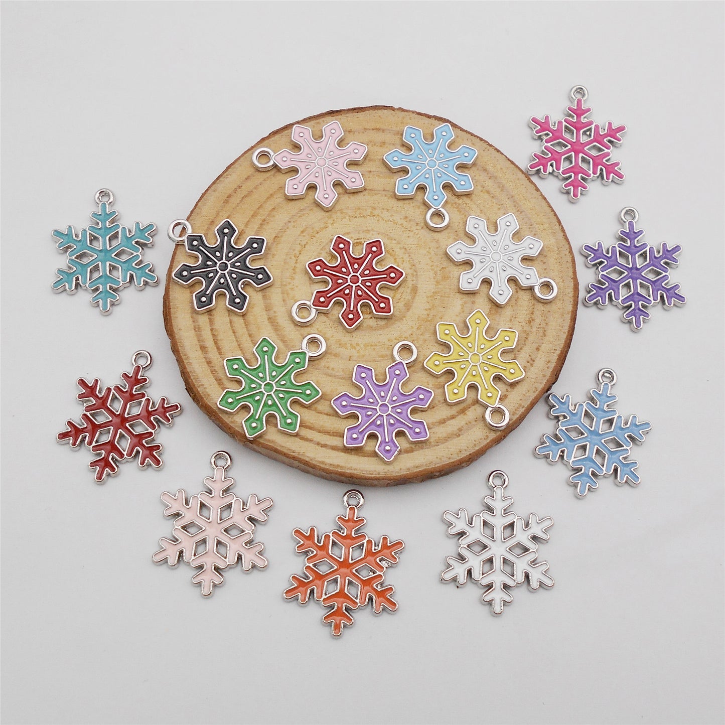 16Pcs Enamel Alloy Snowflake Pendant Charm for Necklace Bracelet Earrings Making Christmas DIY Crafts Phone Chain Decor