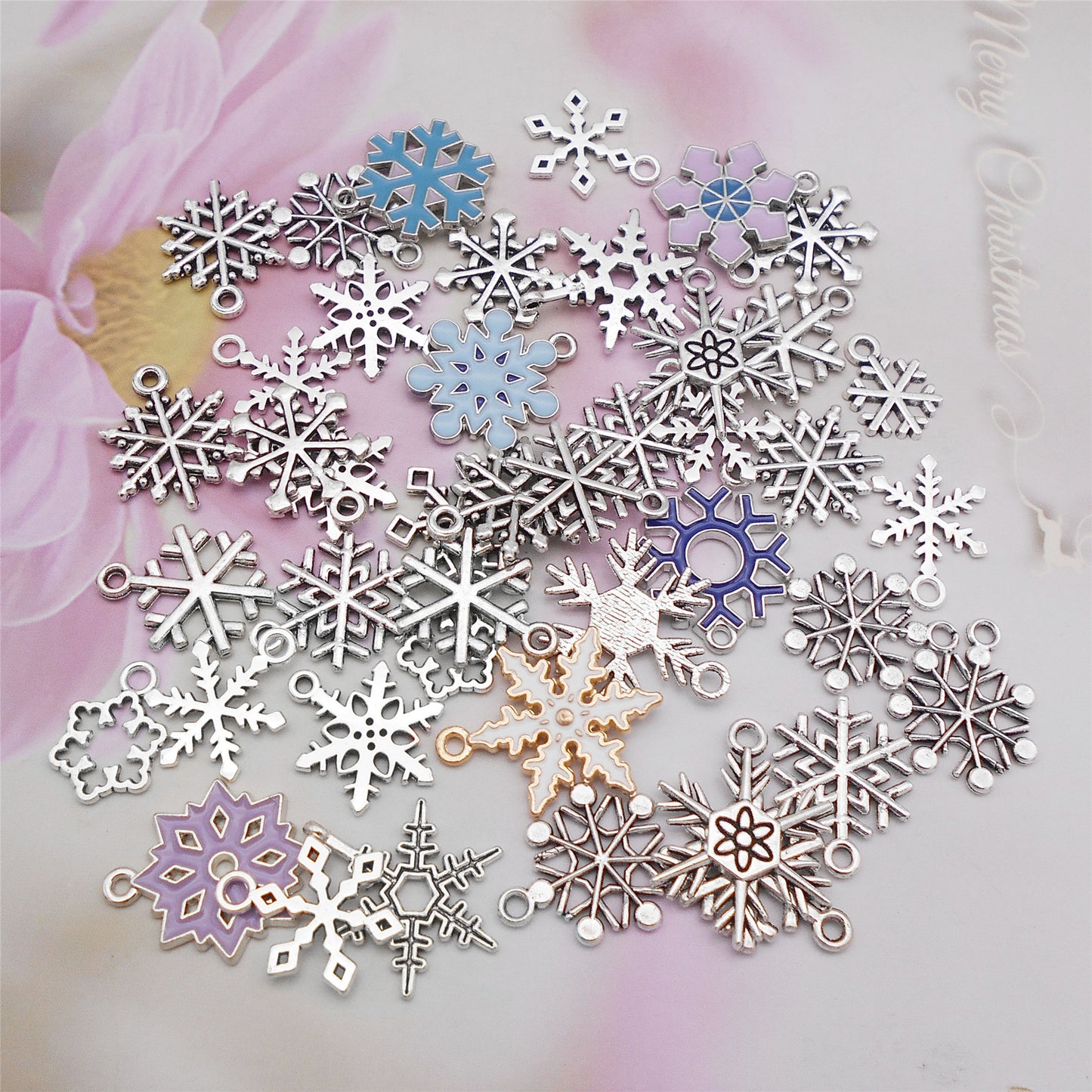 50g One Pack of Retro Silver Snowflake Charm Alloy Enamel Jewelry Pendant for Necklace Bracelet Earrings Making DIY Crafts Decor