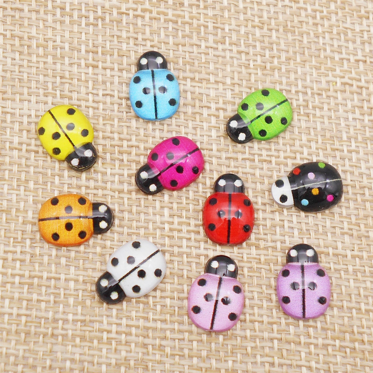 50Pcs Cartoon Beetle Cabochons 13x9mm Resin Insect Ladybug Embellishment for Jewelry Making, Hairpin Phone Case Decor