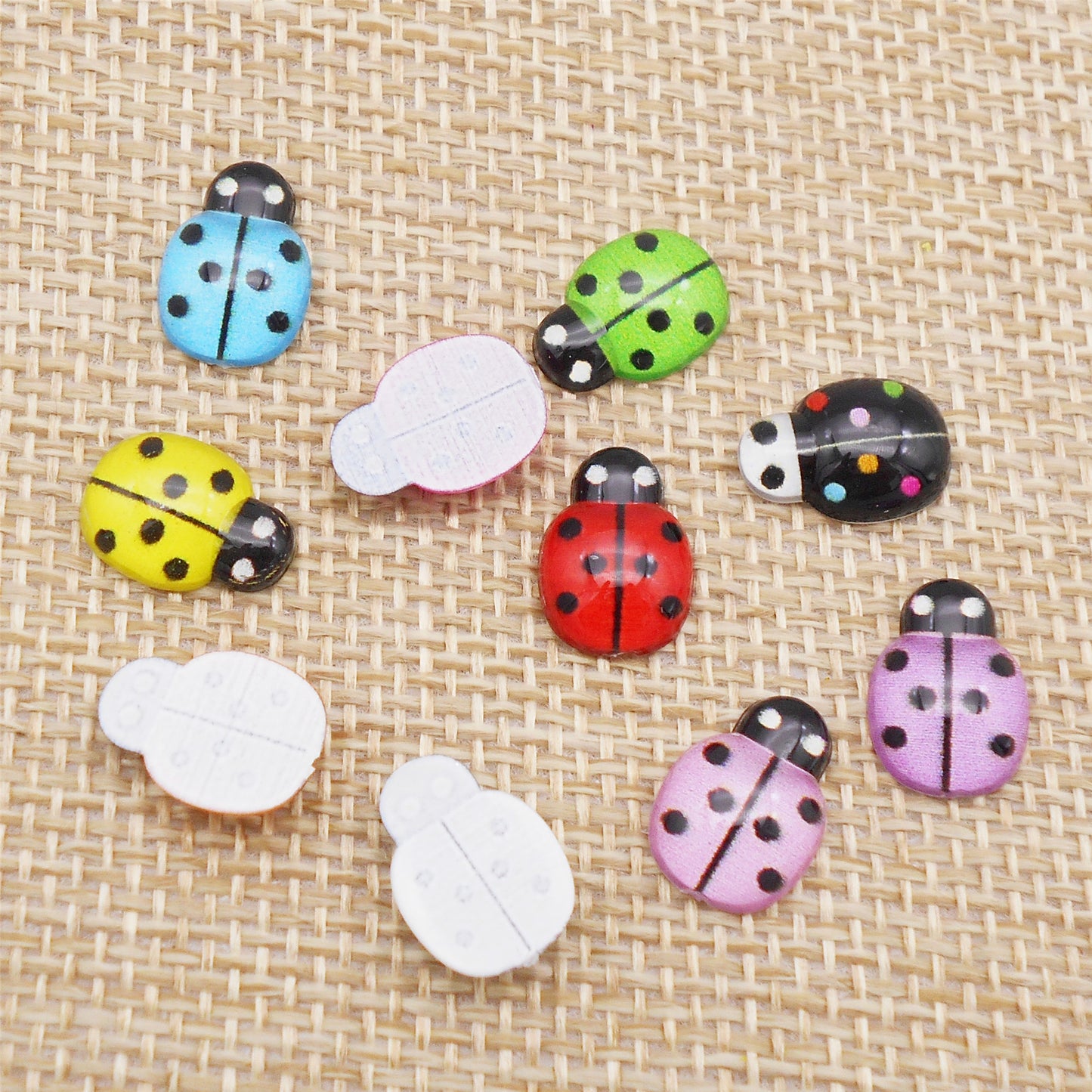 50Pcs Cartoon Beetle Cabochons 13x9mm Resin Insect Ladybug Embellishment for Jewelry Making, Hairpin Phone Case Decor