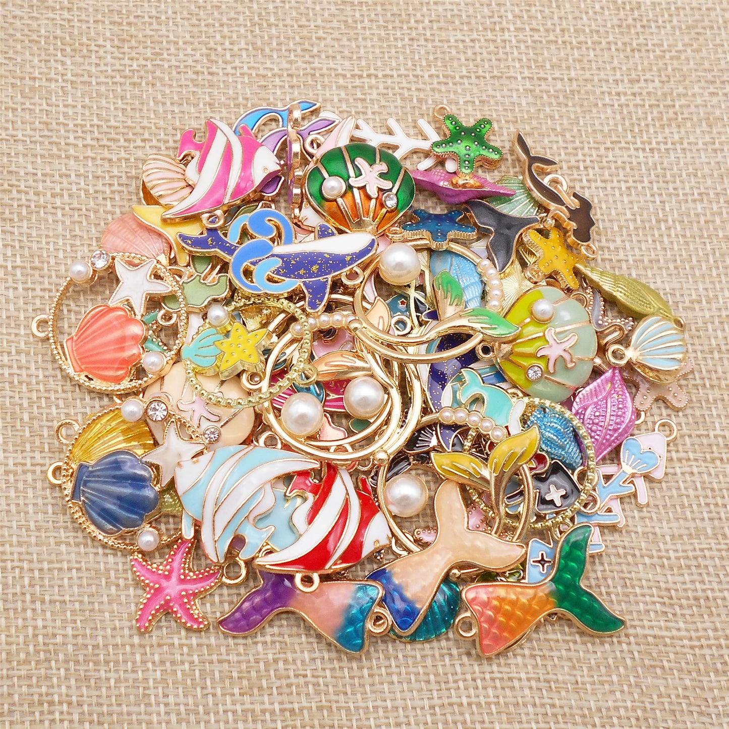 50Pcs Mixed Enamel Marine Life Charm Alloy Conch Starfish Fish Pendant DIY Jewelry Accessory for Necklace Bracelet Earring Making Craft Supplies Keychain Dangle Decor
