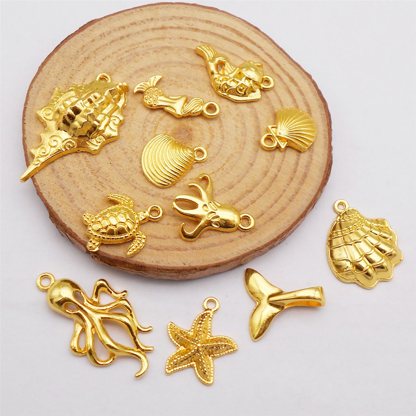 Bulk of 50g Alloy Marine Life Charm Octopus Turtle Seashell Design Pendant for Jewelry Necklace Bracelet Earrings Making DIY Crafts Decor