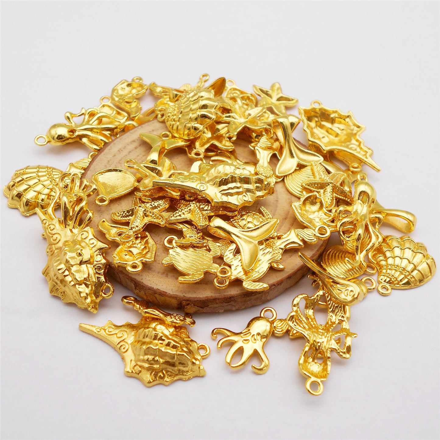 Bulk of 50g Alloy Marine Life Charm Octopus Turtle Seashell Design Pendant for Jewelry Necklace Bracelet Earrings Making DIY Crafts Decor