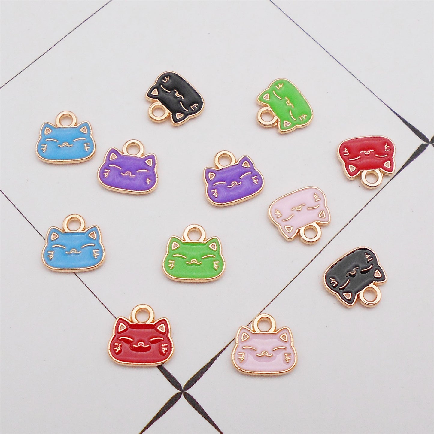 12pcs Cartoon Cat Head Charm 10x10mm Enamel Alloy Pendant for Jewelry Necklace Bracelet Earrings Making DIY Crafts Key Chain Decor