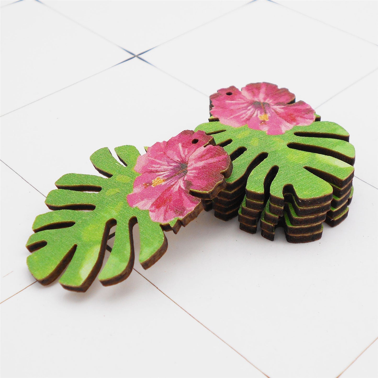 2Pcs 47x37mm Flower & Leaf Charms Wood Jewelry Dangle for Pendant Necklace Bracelet Earrings Making, DIY Crafts Decor, Bags Purses Dangle Decor