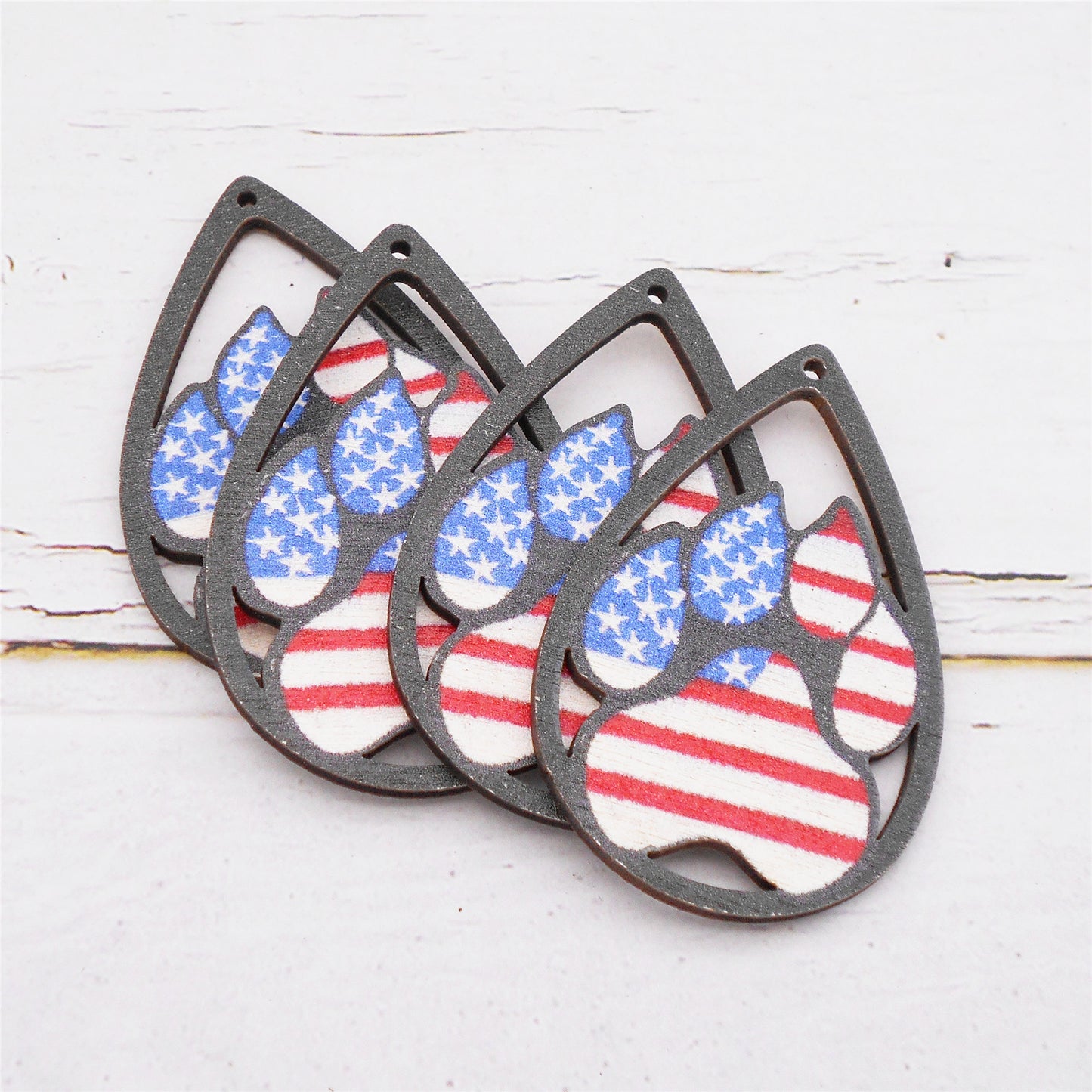 2Pcs Teardrop Frame Bear Paw Print Charms American Flag Pattern Wood Dangle for Pendant Jewelry Making DIY Crafts Supplies Phone Chain Decor 56.5x37mm