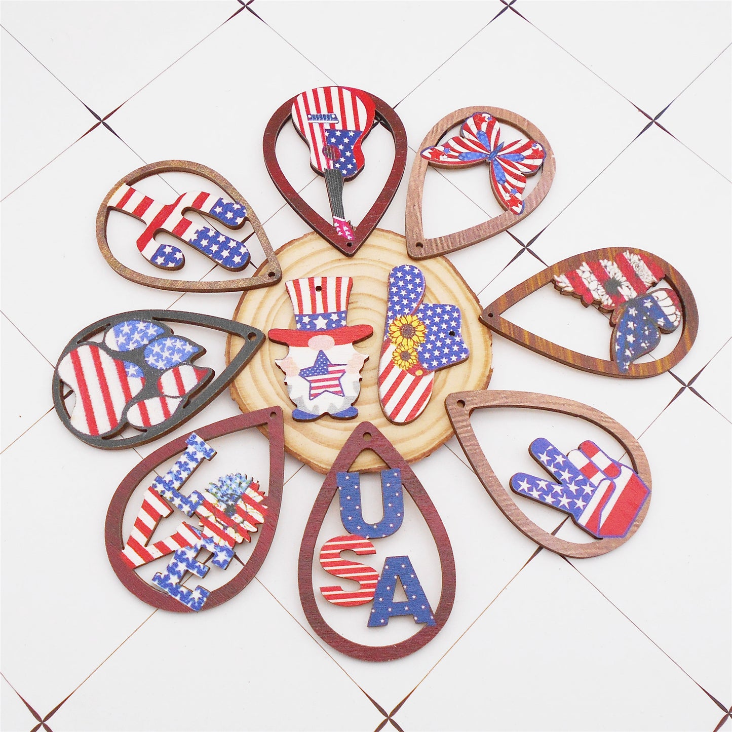 10Pcs American Flag Pattern Wood Charms Butterfly Cactus Hat Design Pendant Dangle for Jewelry Making DIY Craft Supplies Keychain Dangle Decor