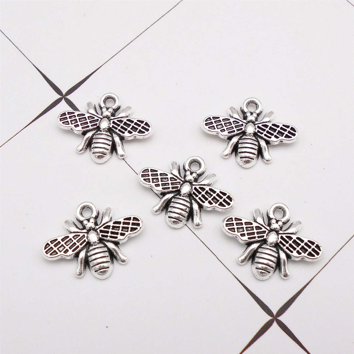 10Pcs Antiqued Silver Bee Charms 14x18mm Metal Insect Pendants for DIY Jewelry (Necklace, Bracelet, Earrings) Making, Crafts Supplies, Phone Chain Dangle Decor