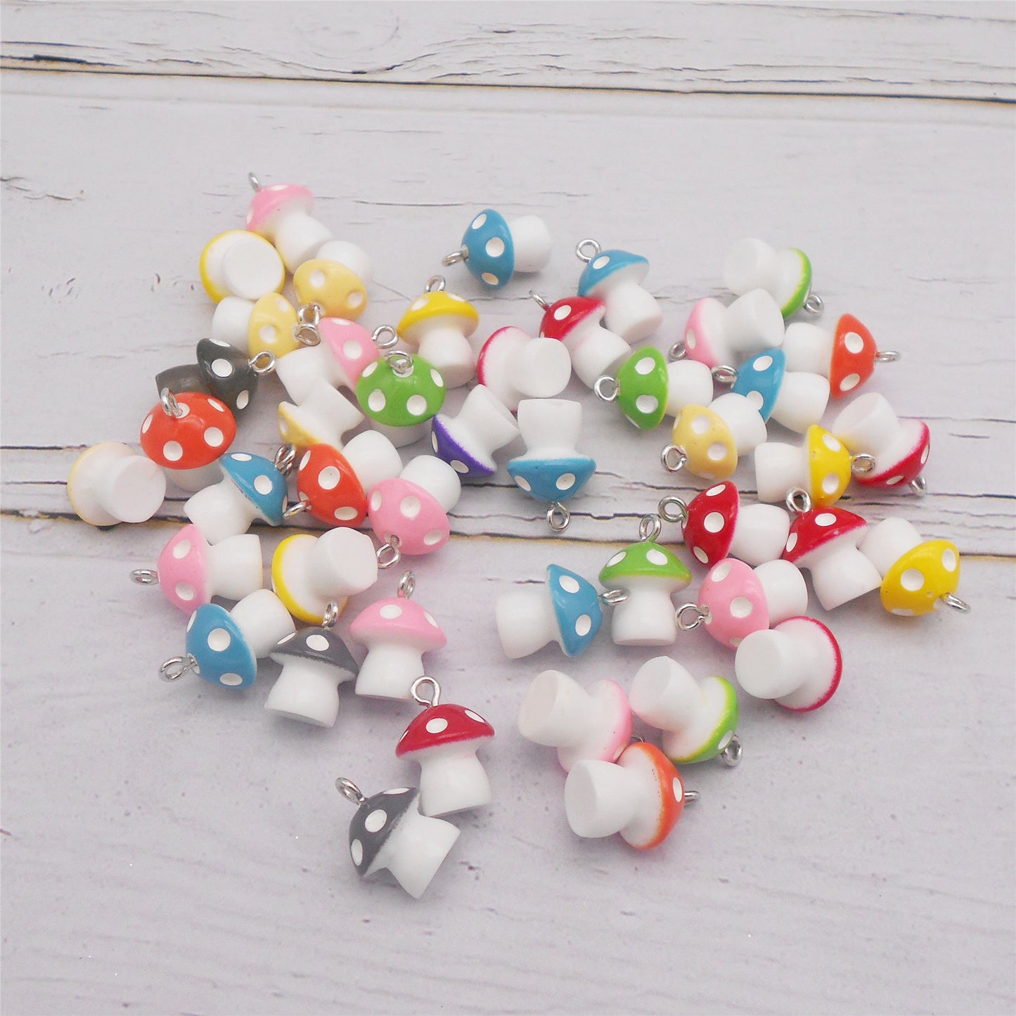 20pcs 3D Mushroom Charms 17x12mm Resin Pendant for Jewelry Earrings Making, DIY Crafts Supplies, Phone Chain Key Chain Decor