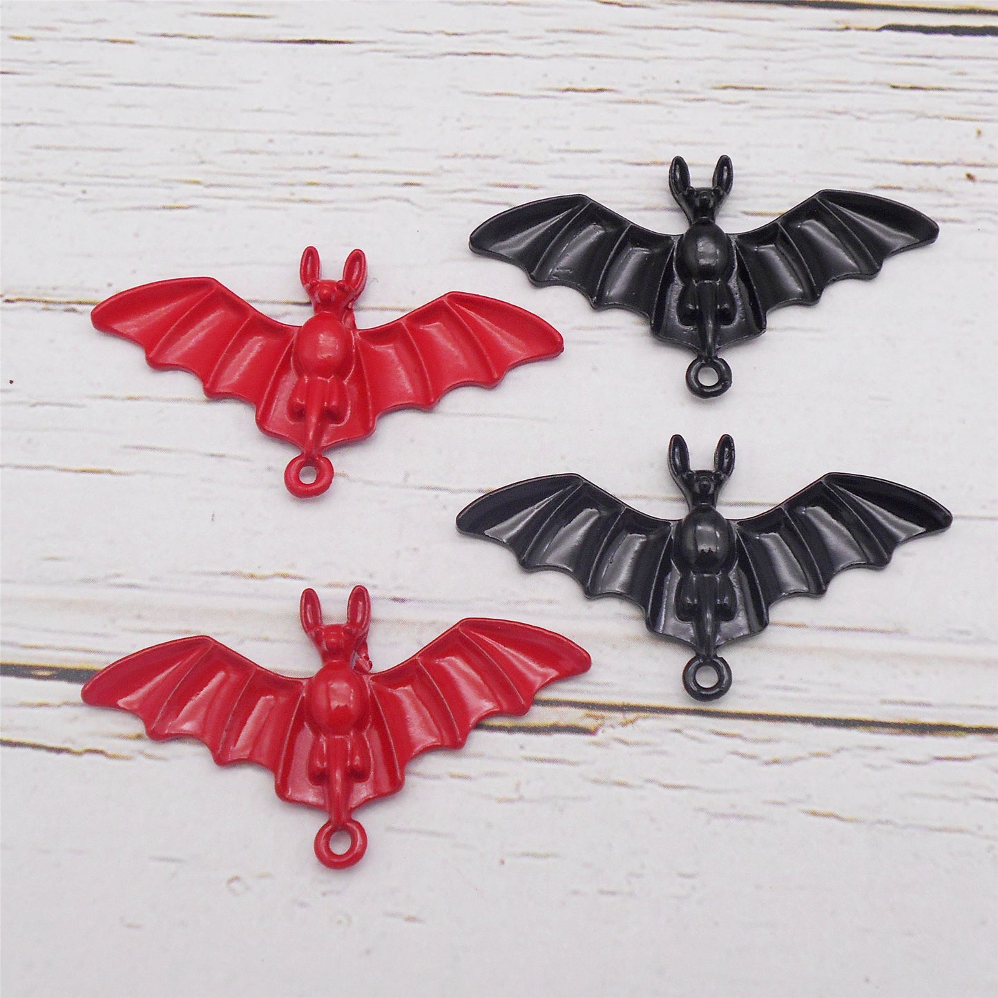 6PCS 22.5x41mm Red & Black Alloy Hanging Bat Charms Enamel Halloween Spooky Wing Pendant for Necklace Bracelet Earrings Making Keychain Decor
