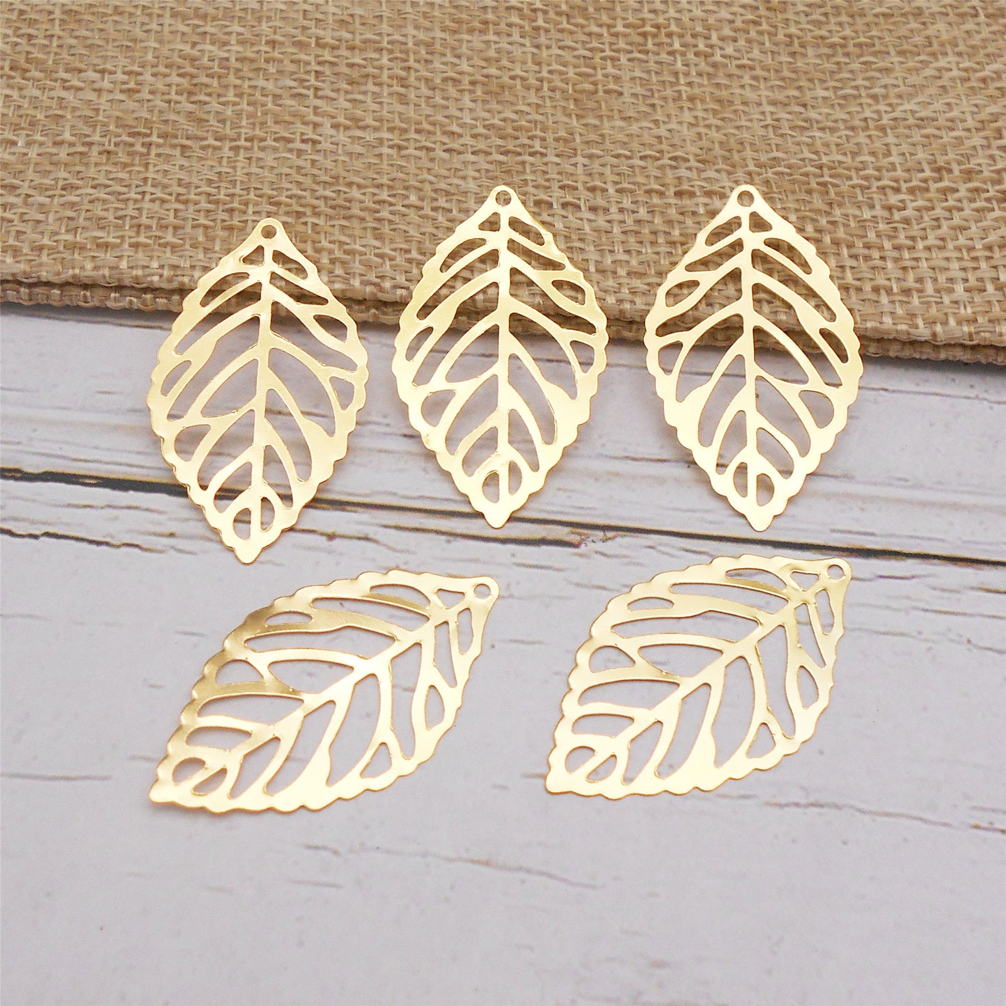The Mythical Norse Golden Leaf Charms, 50pcs/Pack 35x20mm Iron Material Openwork Leaves Pendant for Necklace Bracelet Earring Accessories DIY Crafts Supplies
