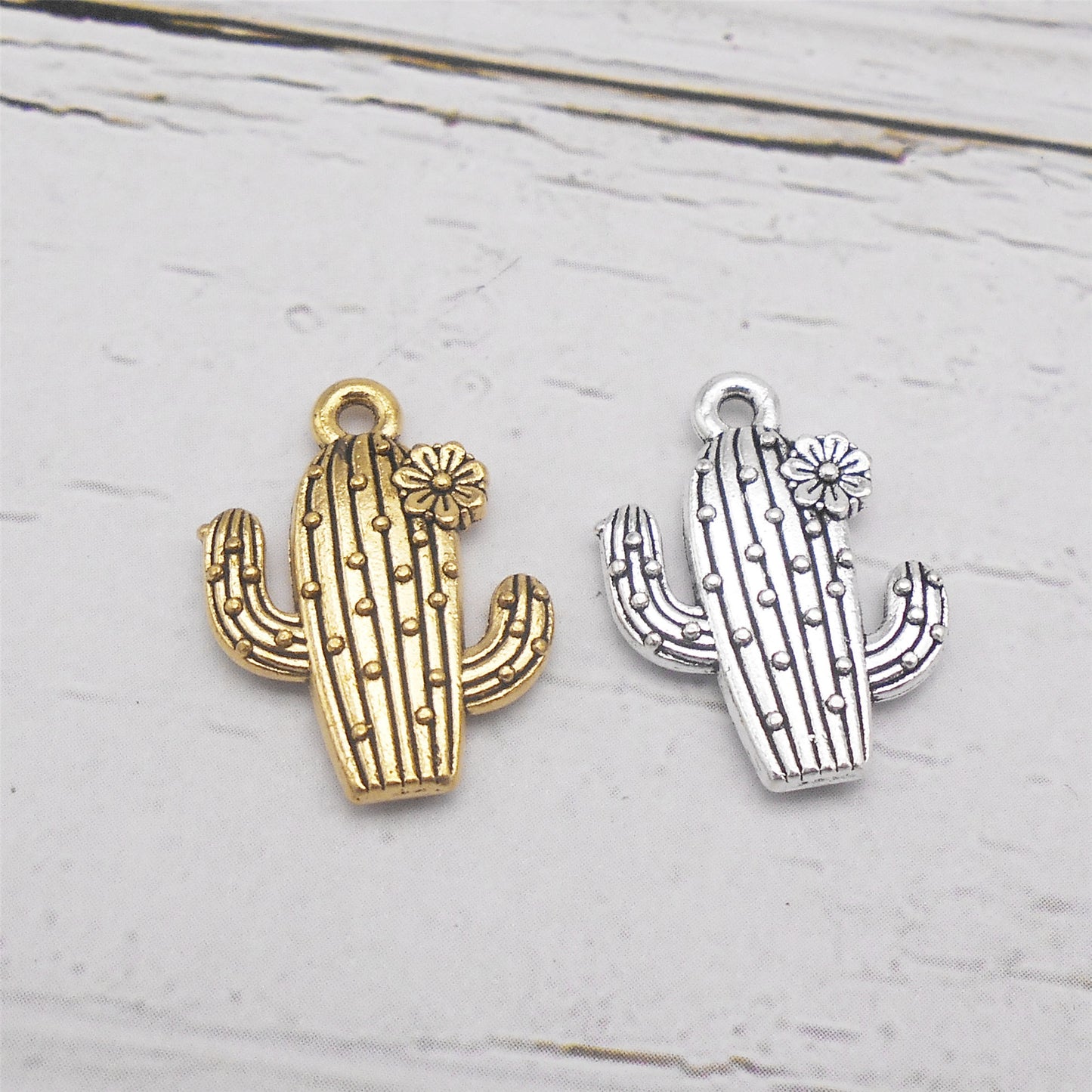 16Pcs 20x15mm Cactus Charms Retro Alloy Desert Plant Pendants DIY Jewelry Making Accessories Keychain Crafts Decor