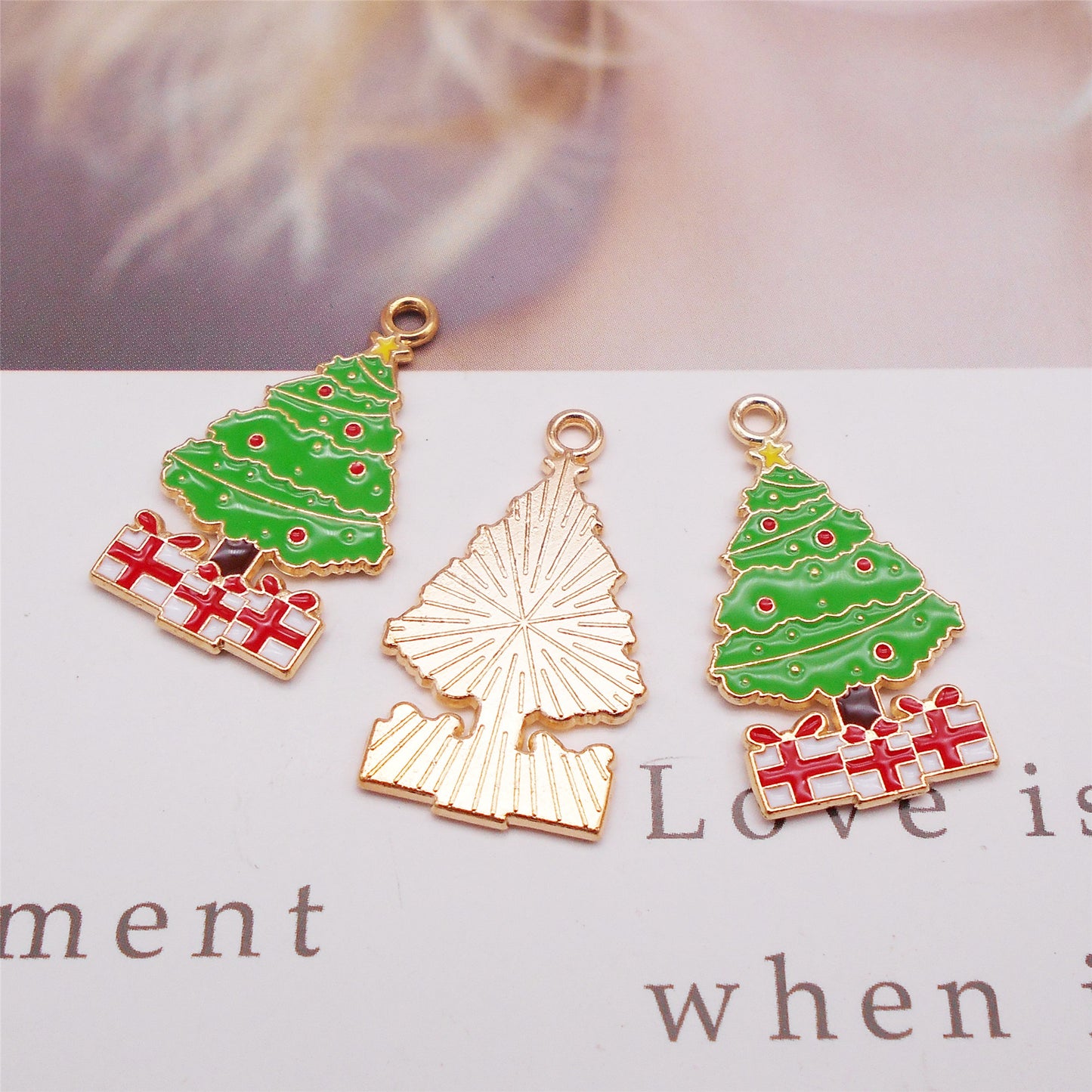 12Pcs Enamel Christmas Theme Charms Metal Mini Santa Claus Cute Snowman Pendants for Necklace Bracelet Earrings Making Accessories DIY Crafts Decor