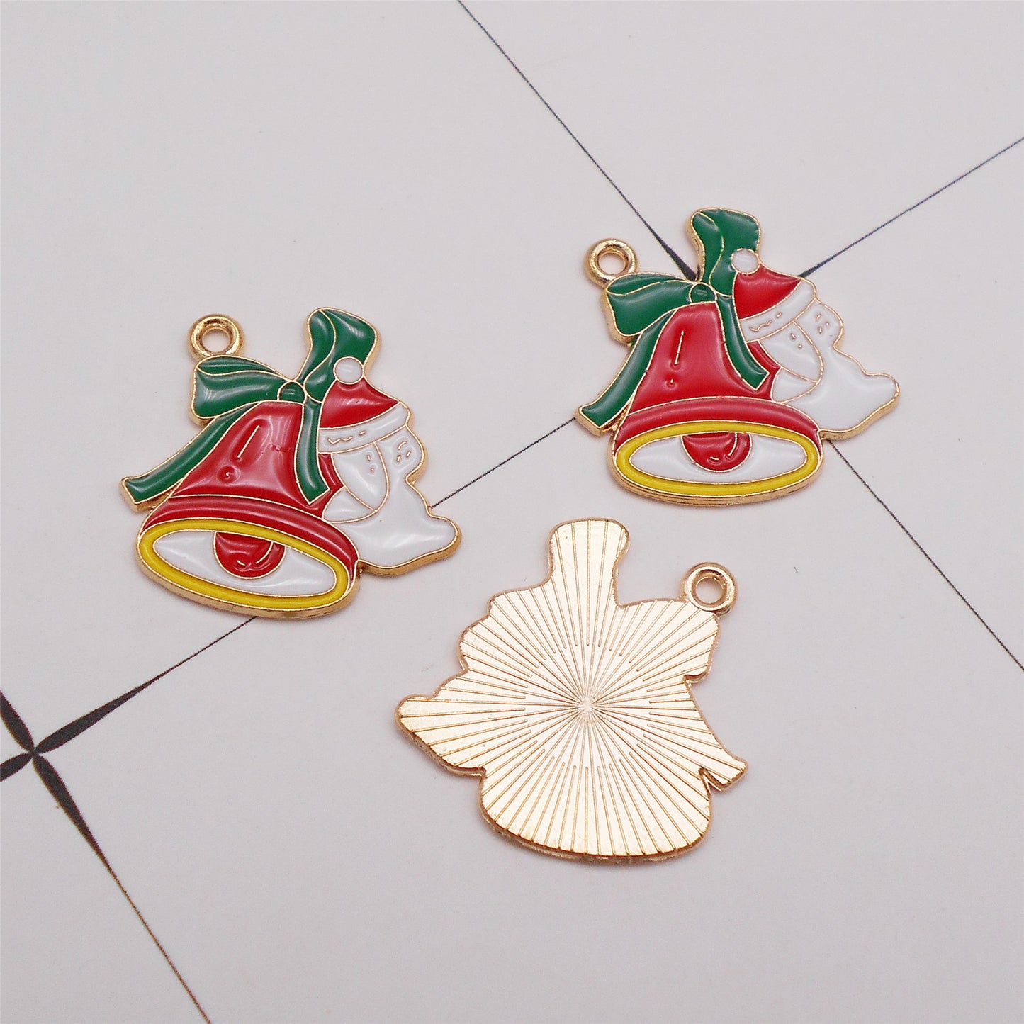 12Pcs Enamel Christmas Theme Charms Metal Mini Santa Claus Cute Snowman Pendants for Necklace Bracelet Earrings Making Accessories DIY Crafts Decor