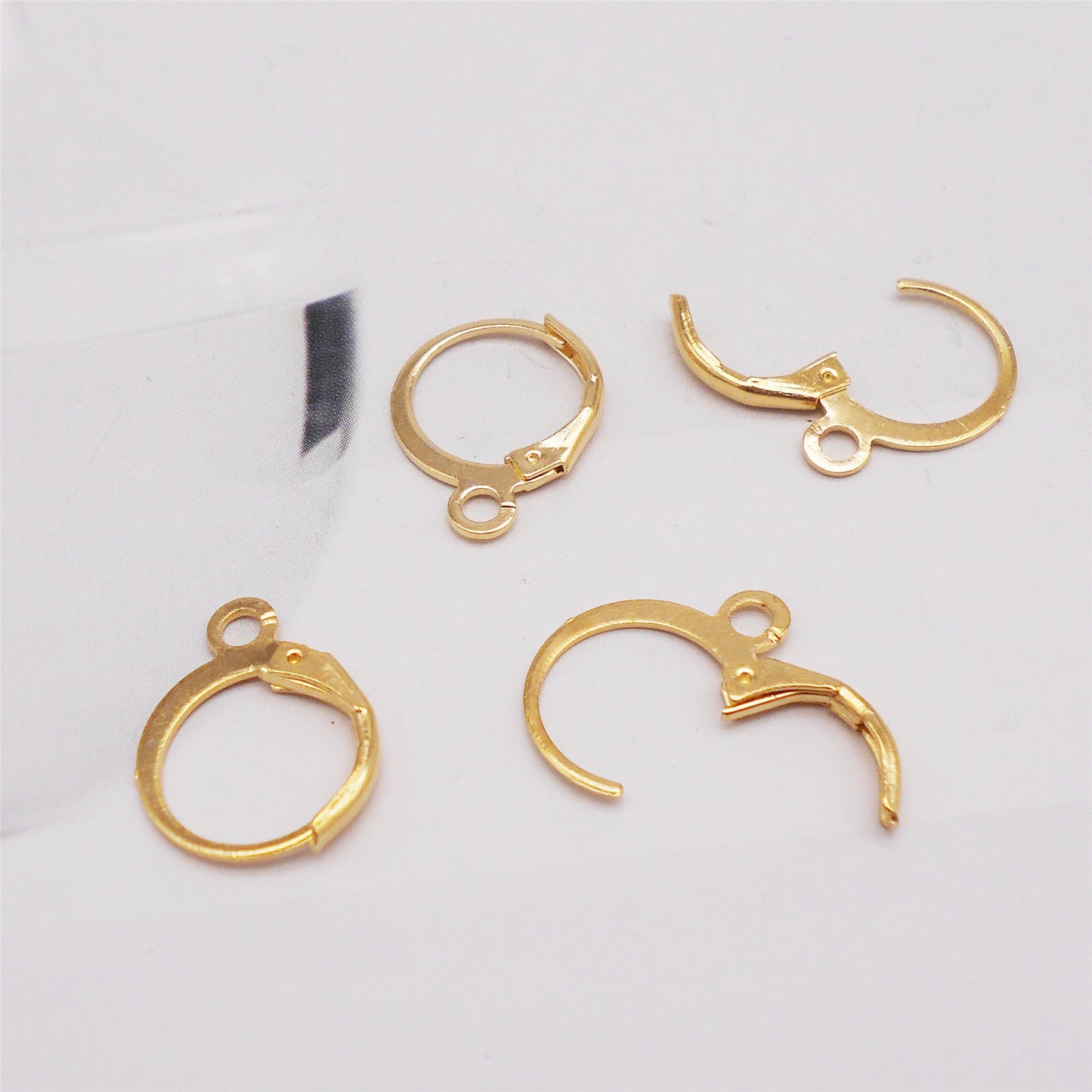 42Pcs 16x12mm Metal French Hook Round Flat Ear Clips Golden No-Piercing Jewelry Findings for DIY Earrings, Dangling Charms
