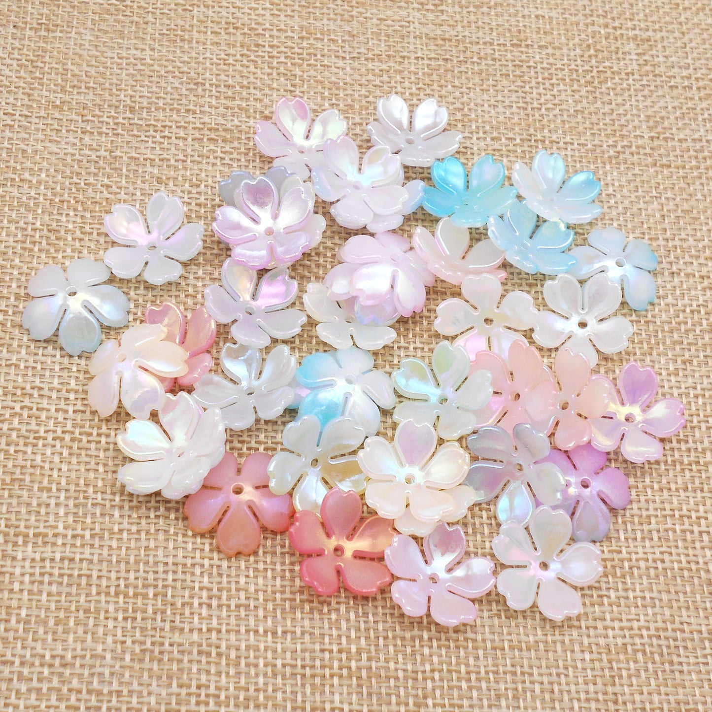 100Pcs Colorful Acrylic Flower Beads Cap DIY Jewelry Findings Bellflower Shaped Spacer Beads Charms Bracelets Supplies for Jewelry Making