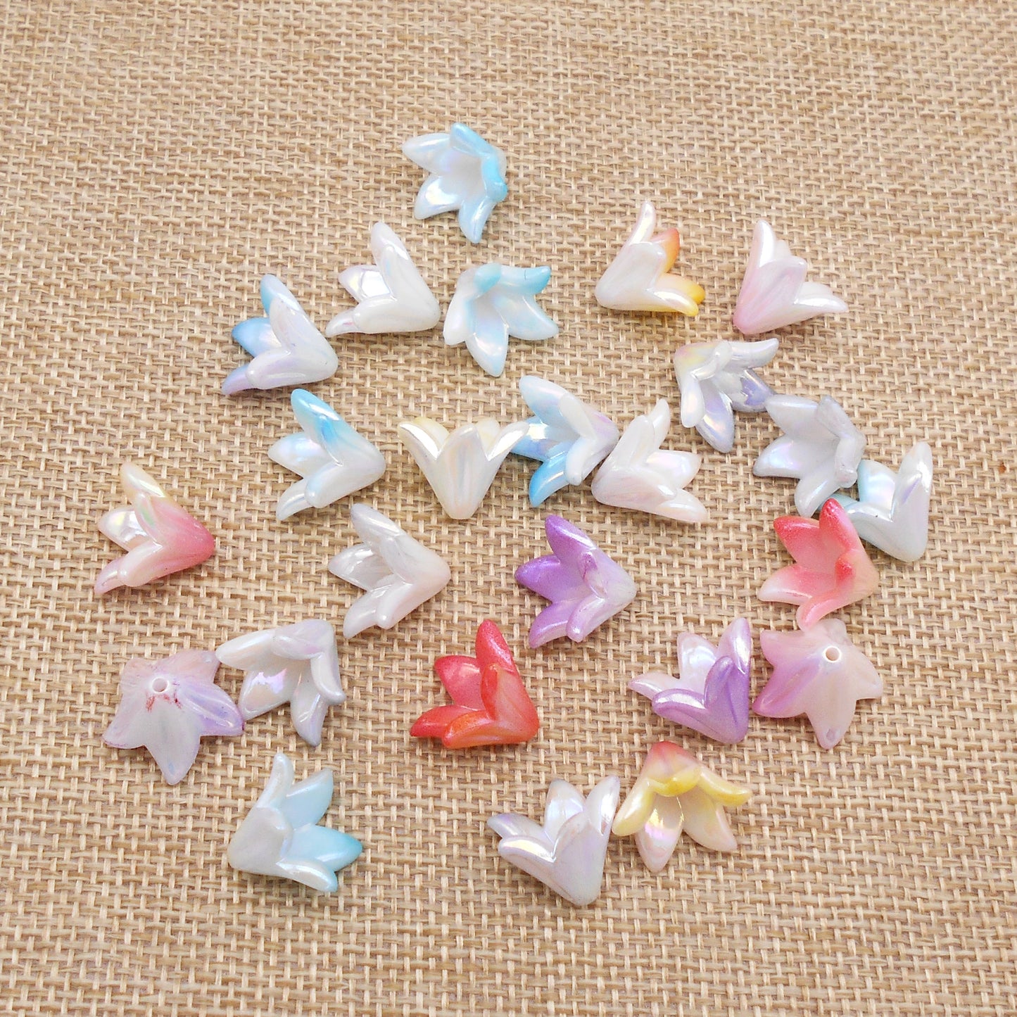 100Pcs Colorful Acrylic Flower Beads Cap DIY Jewelry Findings Bellflower Shaped Spacer Beads Charms Bracelets Supplies for Jewelry Making