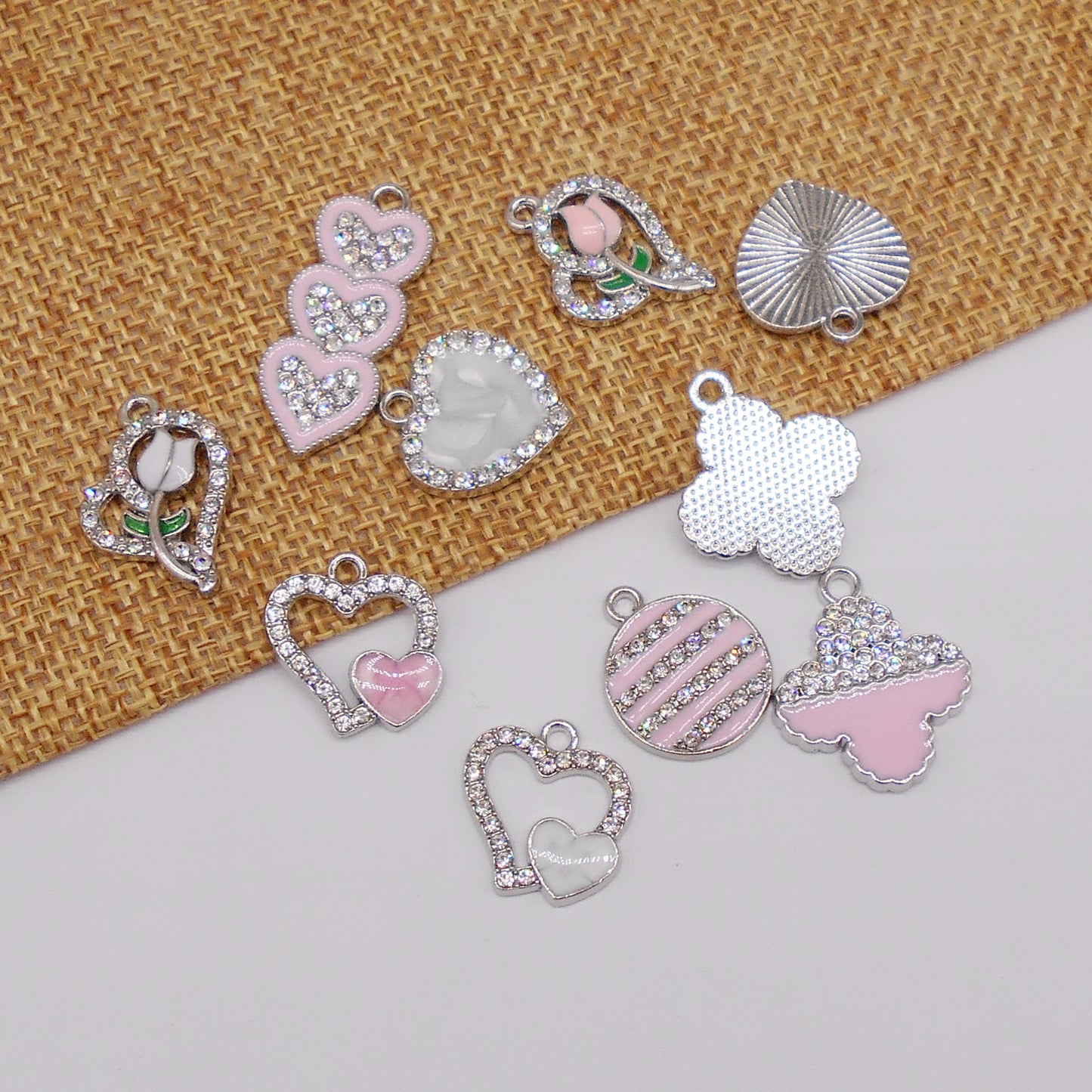 30pcs Mixed Pink Heart Rose Enamel Charms Rhinestones Pendant for Jewelry Necklace Bracelet Earring Making Keychain Bookmark DIY Craft Findings
