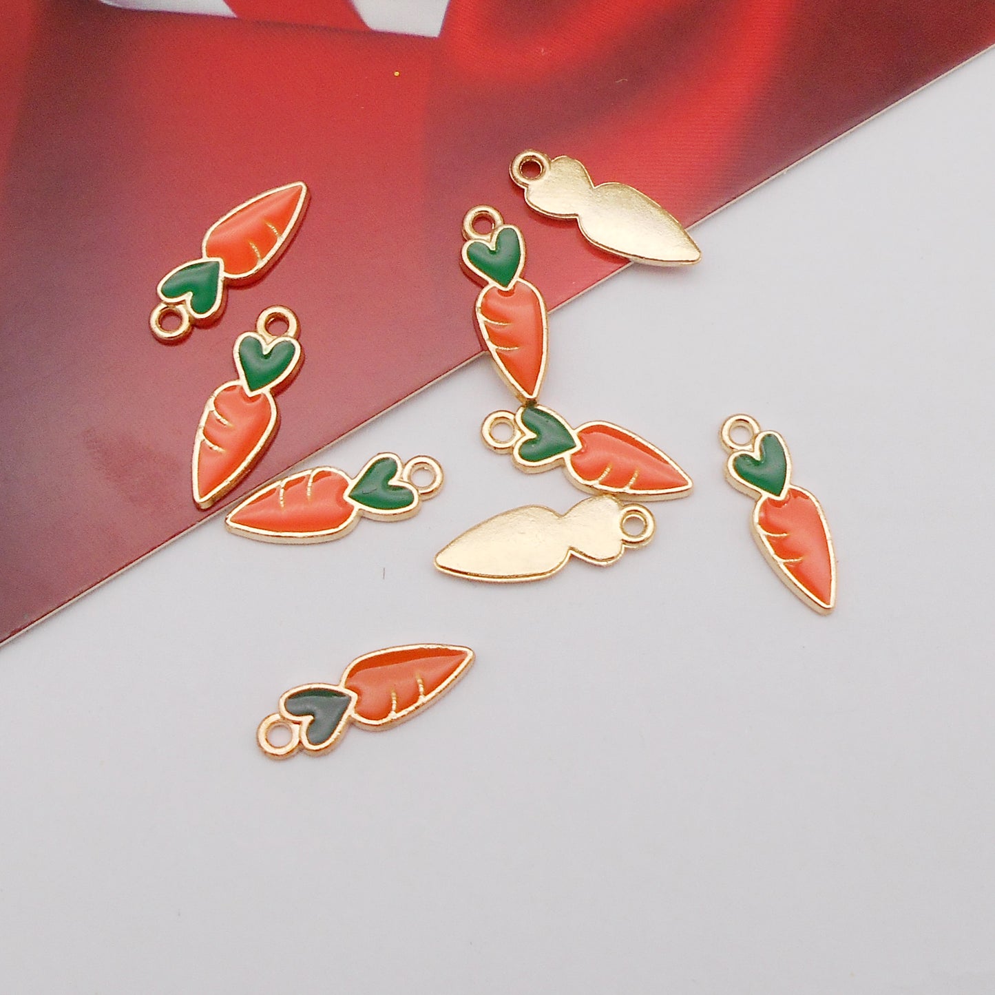 100pcs Enamel Carrot Charms Alloy Bunny Easter Charms for Jewelry Making Necklace Earrings Keychain Bookmark DIY Craft Findings