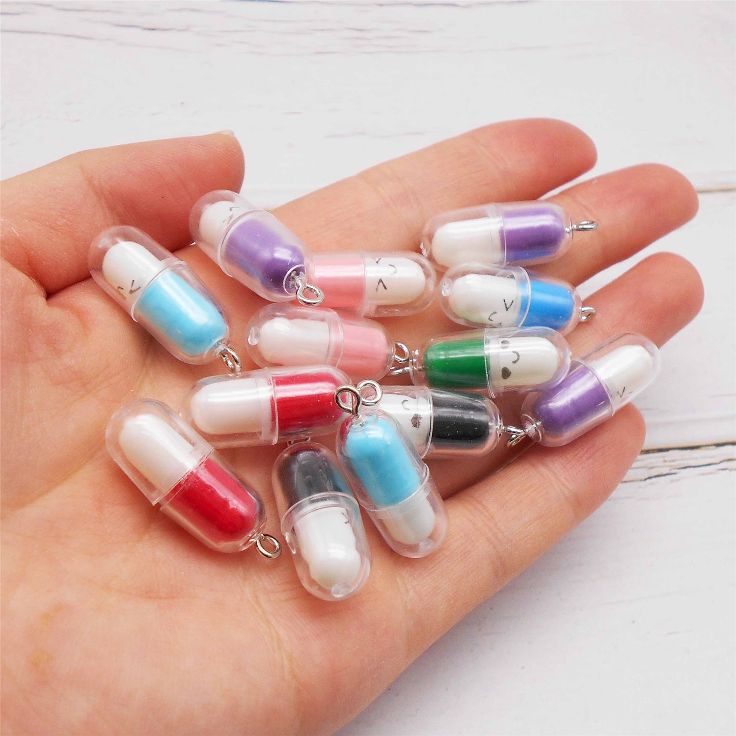 10PCS 28*10mm Random Color Plastic Medicine Capsule Pendant Smile Face Charms for Jewelry Accessories,DIY Crafts Supplies,Doctor Nurse Gifts