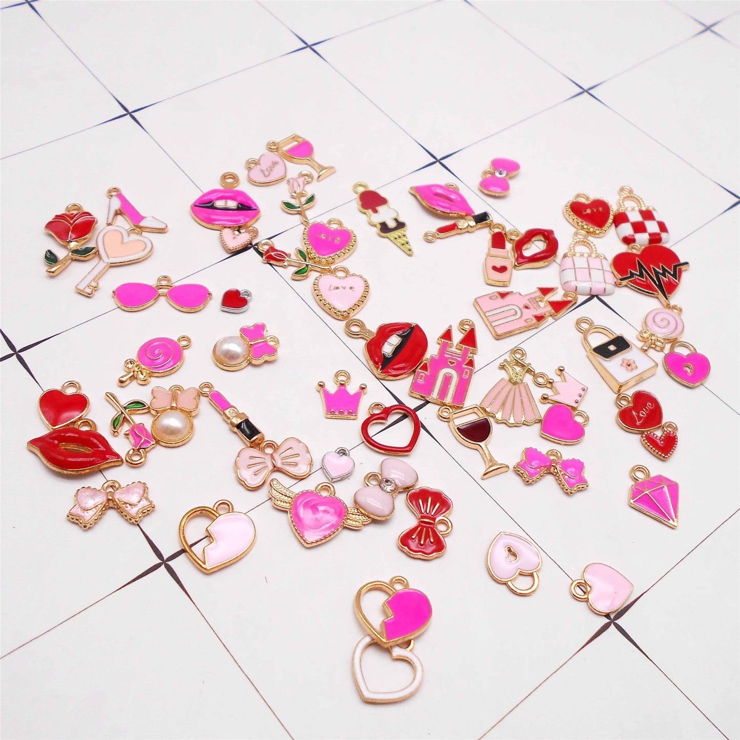 10Pcs Valentine Heart Red Lip Rose Charms Alloy Enamel Pendants for Couple Jewelry Accessories Crafts Decor Key Ring Dangle Supplies