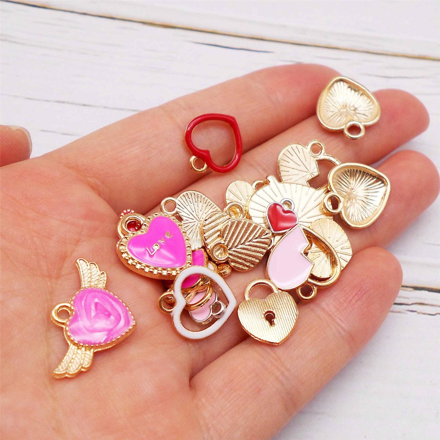 22Pcs Alloy Love Heart Charms Enamel Valentine Heart Pendant for Jewelry Making Findings Crafts Embellishment Keyring Bag Decor