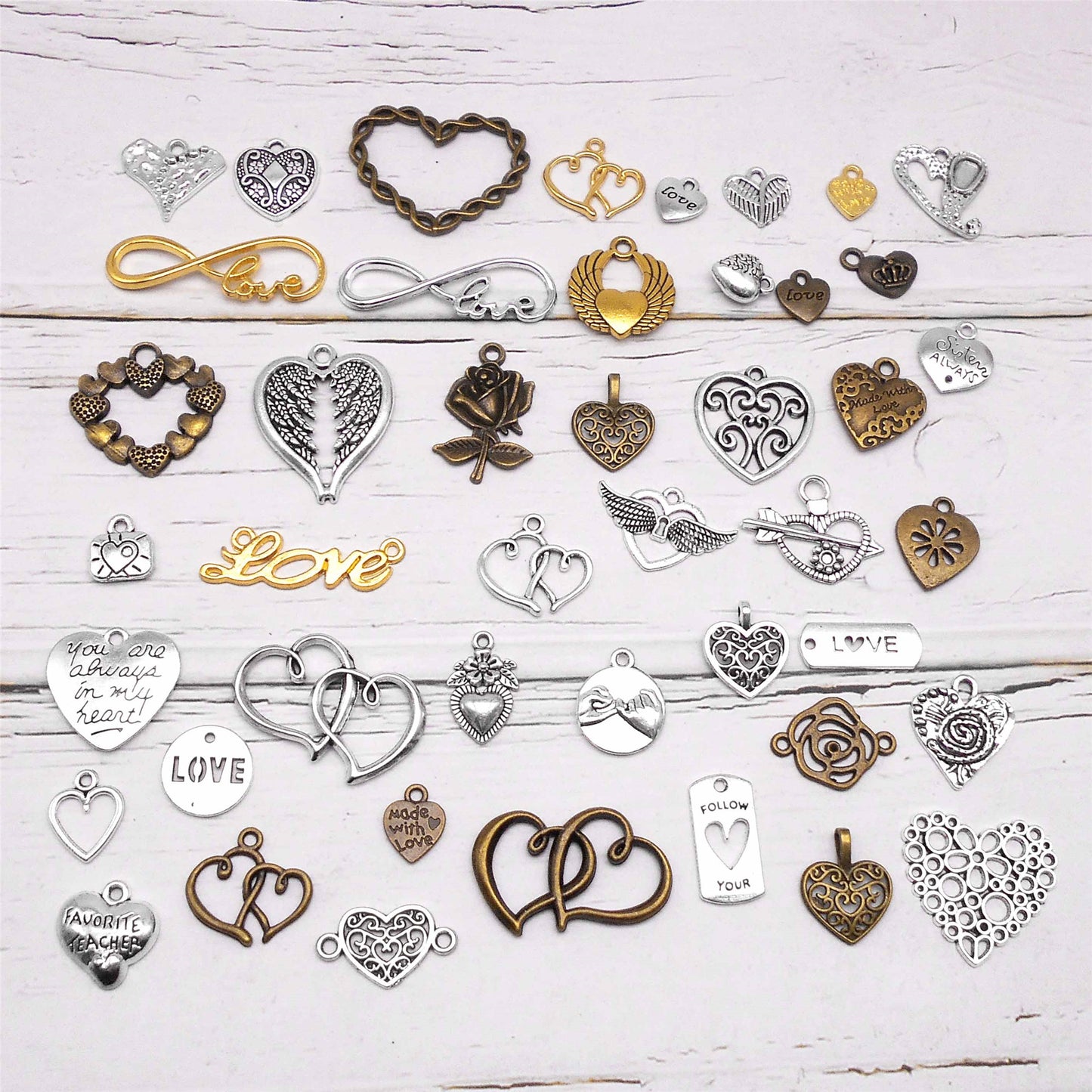 44Pcs Alloy Heart Charms Valentine Theme Love Heart Pendants for Jewelry Accessories DIY Crafts Decor Keychain Decoration Hair Making