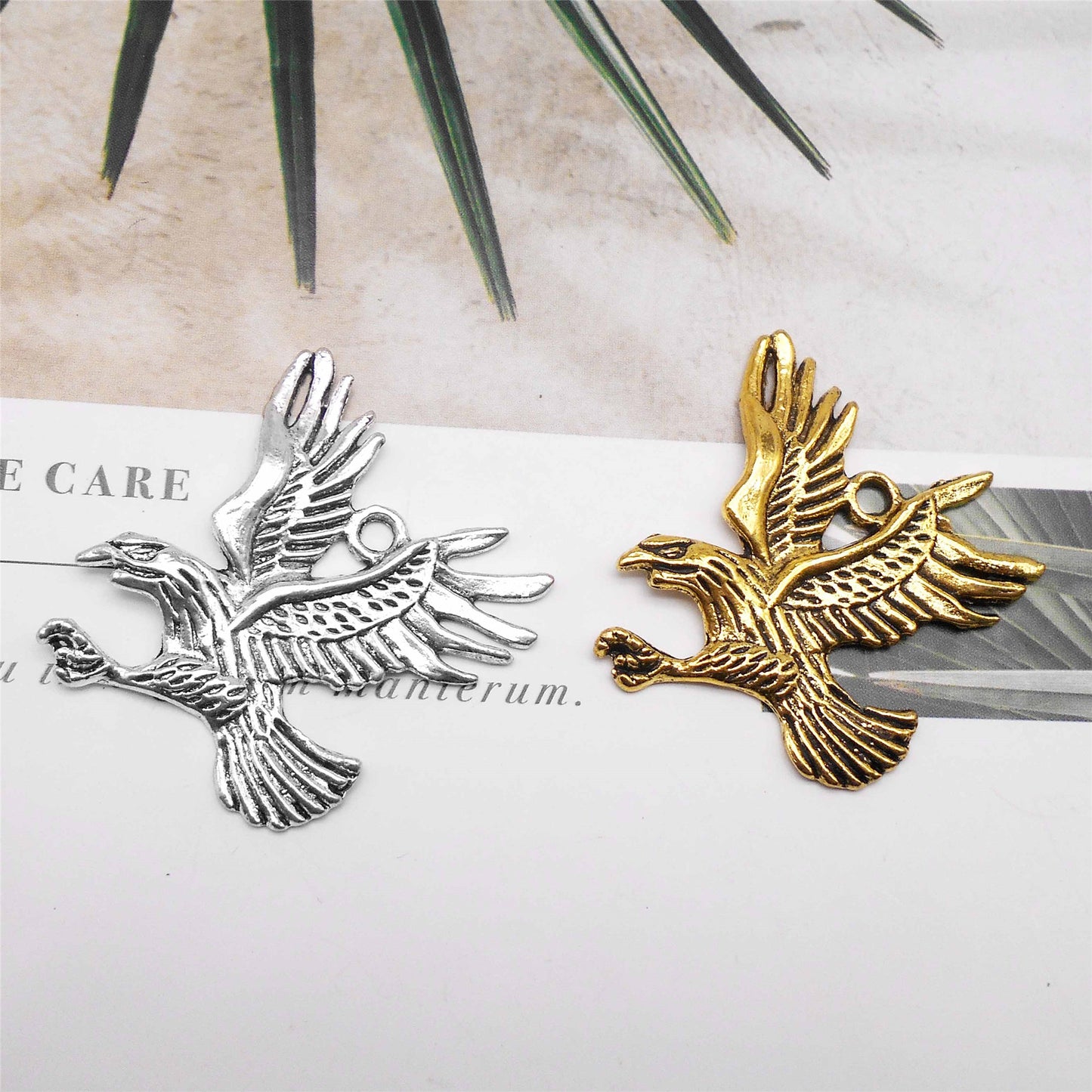 12PCS 41*41mm Antique Gold & Silver Eagle Charms Alloy Western Cowboy Pendants for Jewelry Necklace Bracelet Earrings Making DIY Craft Supplies Keychain Decor