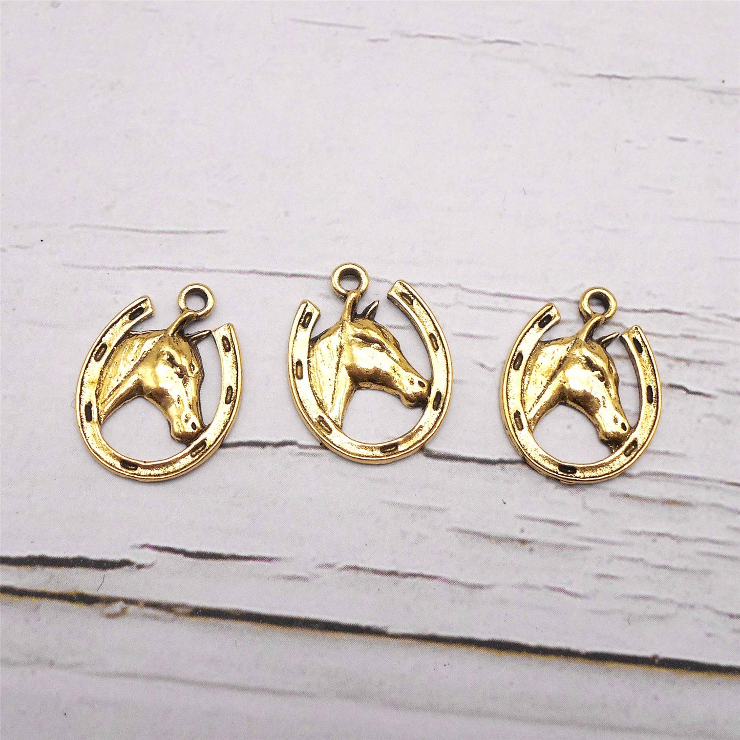 12PCS 21*16mm Retro Gold Horse Head Charms Alloy Horseshoe Pendants DIY Making Jewelry Necklace Bracelet Earring Accessories Crafts Supplies Key Chain Decoration