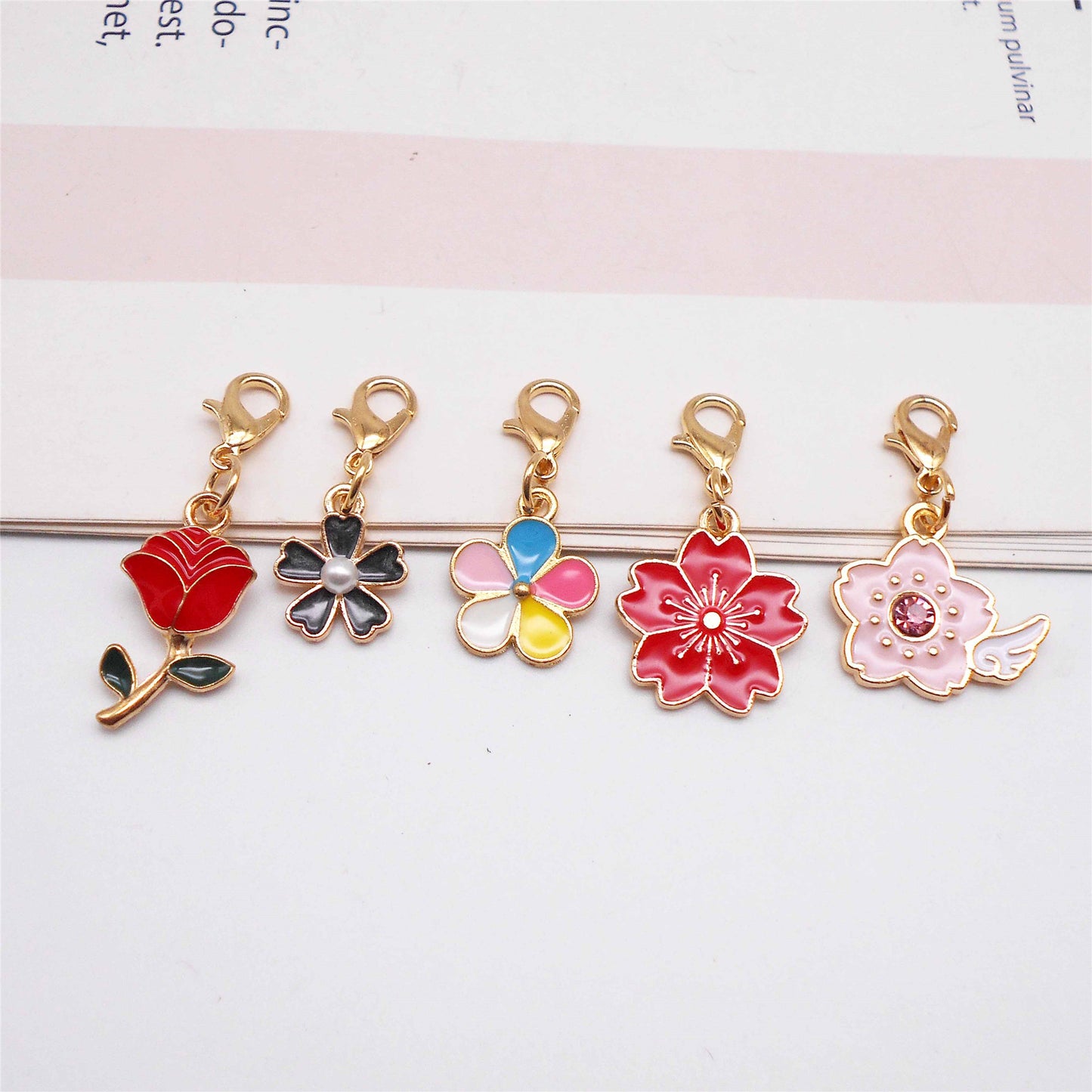 10PCS Enamel Flower Charms with Lobster Clasp Alloy Daisy Cherry Blossom Rose Pendant for Jewelry Accessories Shoe Bag Decoration DIY Craft Supplies