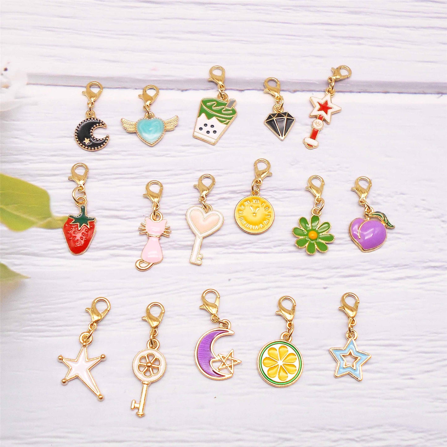 16PCS Metal Alloy Enamel Flower Fruit Star Heart Pendant with Lobster Clasp Cute Shoe Charms Keychain Dangle Bags Hanging Decoration