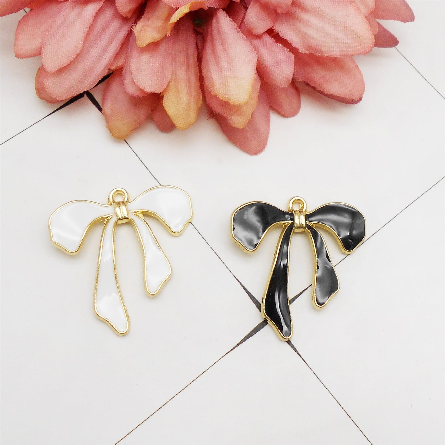 8PCS Quality Plated Black & White Alloy Bowknot Charms Enamel Bow Pendants for Jewelry Necklace Bracelet Earring Making Accessories Keychain Keyring Decor DIY Crafts Supplies
