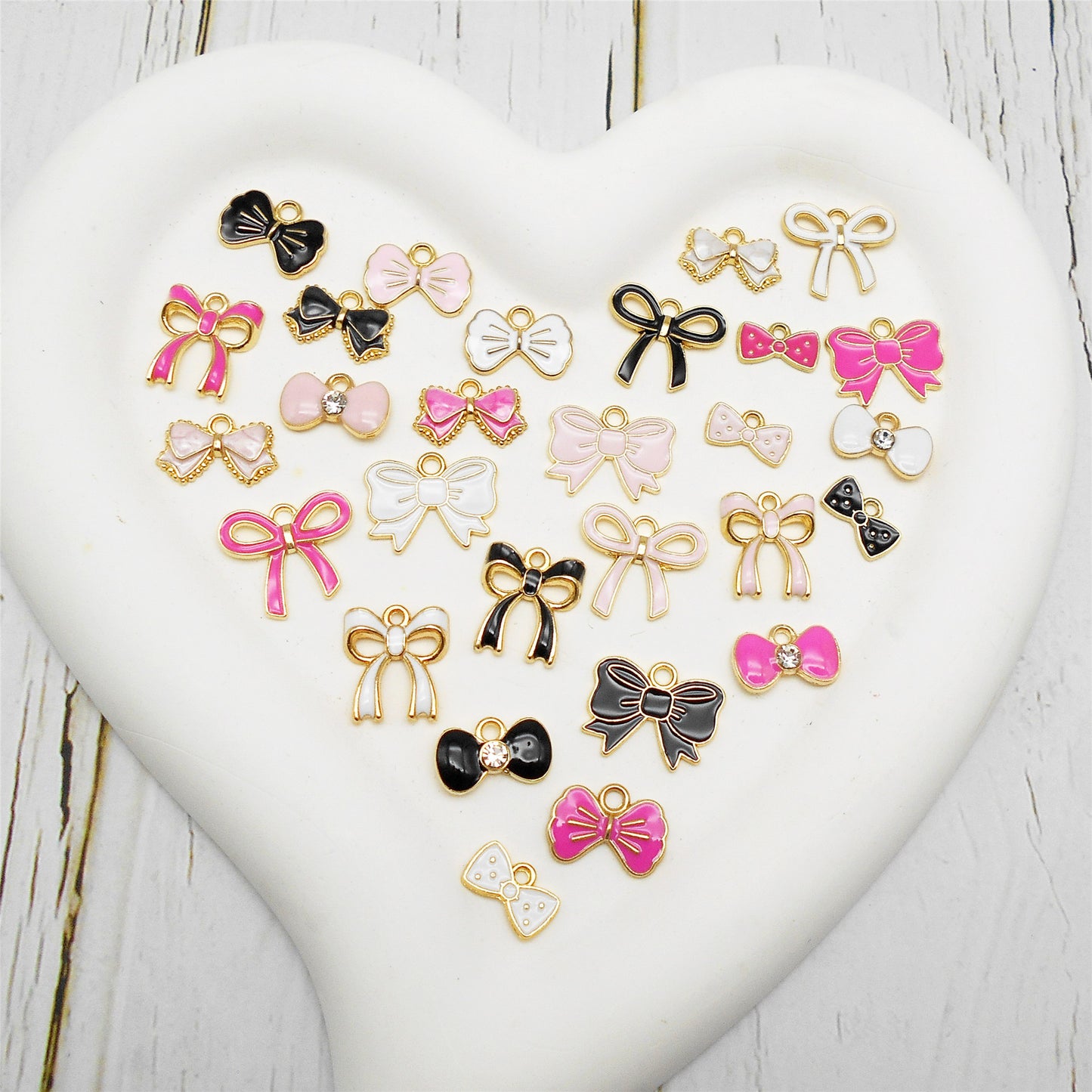7Pcs Quality Plated Enamel Bowknot Charms Alloy Bow Pendants Jewelry Accessories for Necklace Bracelet Earring Decor Keychain Dangle Making Shoe Crafts Decoration