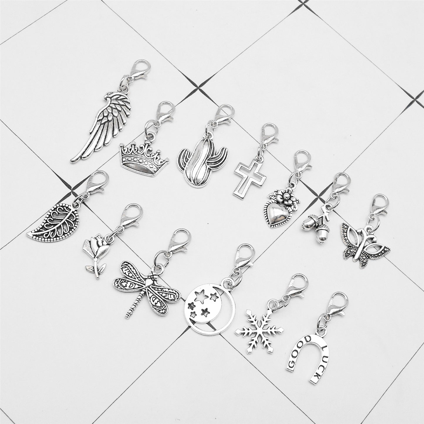 30pcs Mixed Retro Silver Color Alloy Cactus Star Pendants with Lobster Clasp Shoe Charms Key Chain Dangle Bags Purses Clothes Hanging Decor