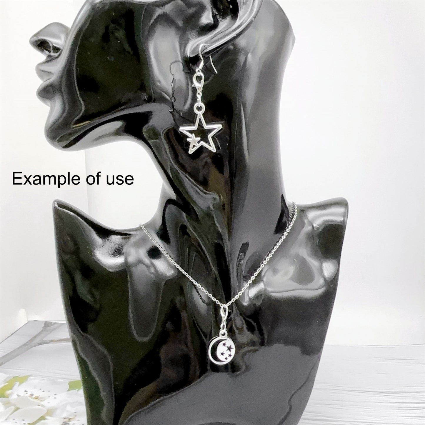 30pcs Mixed Retro Silver Color Alloy Cactus Star Pendants with Lobster Clasp Shoe Charms Key Chain Dangle Bags Purses Clothes Hanging Decor