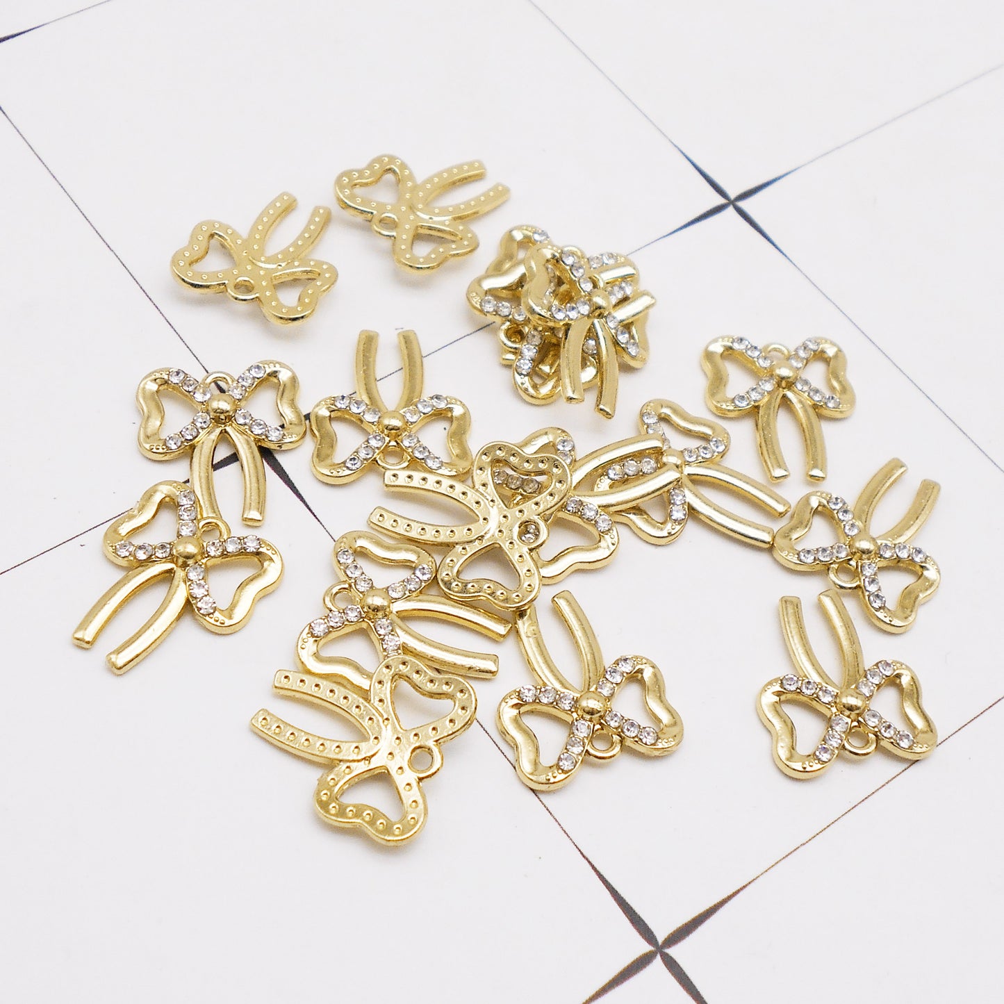 1pc 17*15mm Metal Alloy Bow Charms Rhinestone Bowknot Pendants Gold Tone Crafts for Bracelet Earring Necklace Making Hair Accessories