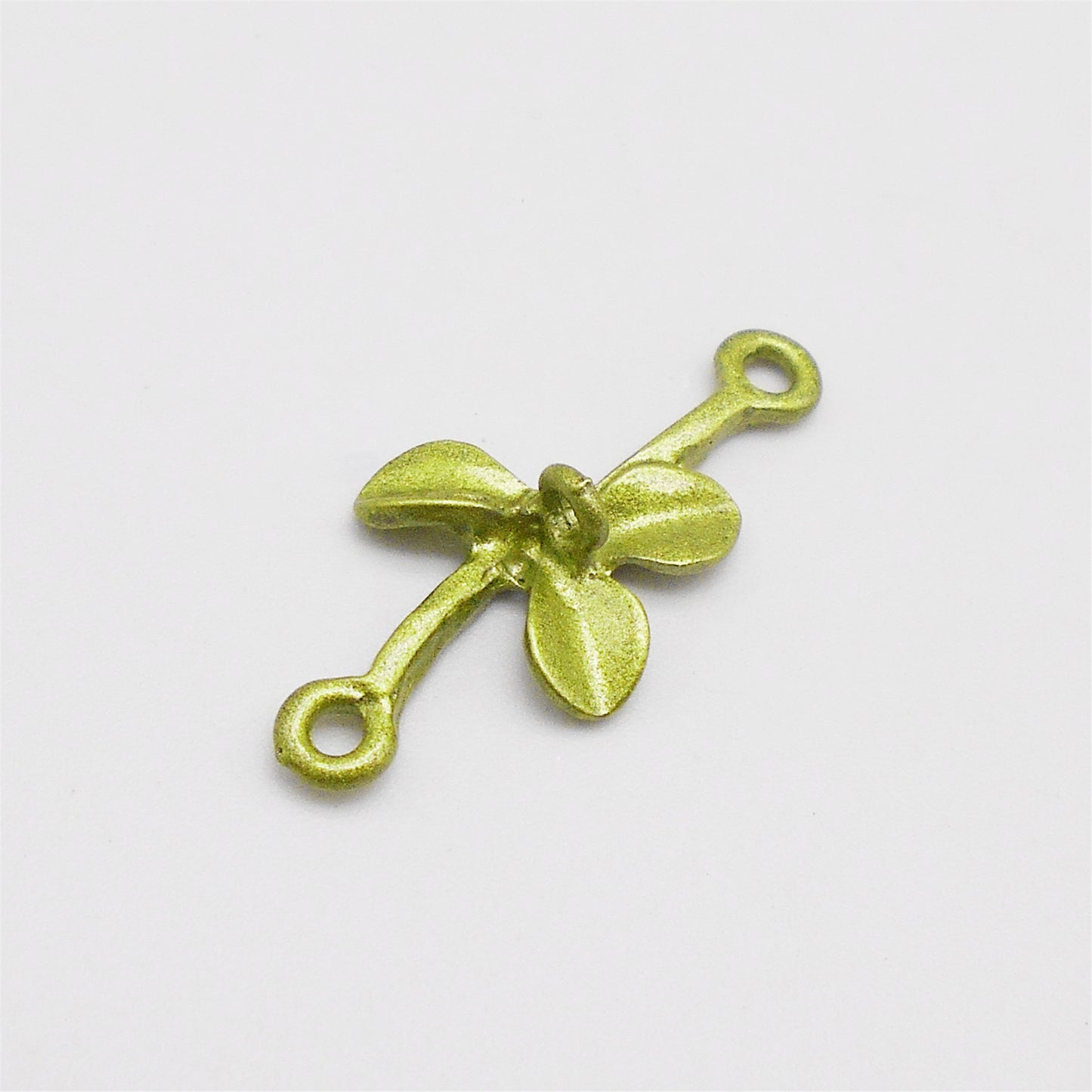 10pcs 12*25mm Metal Painted Alloy Foliage Charms Green Leaf Pendant Connectors for DIY Necklace Bracelet Earring Jewelry Making Accessories