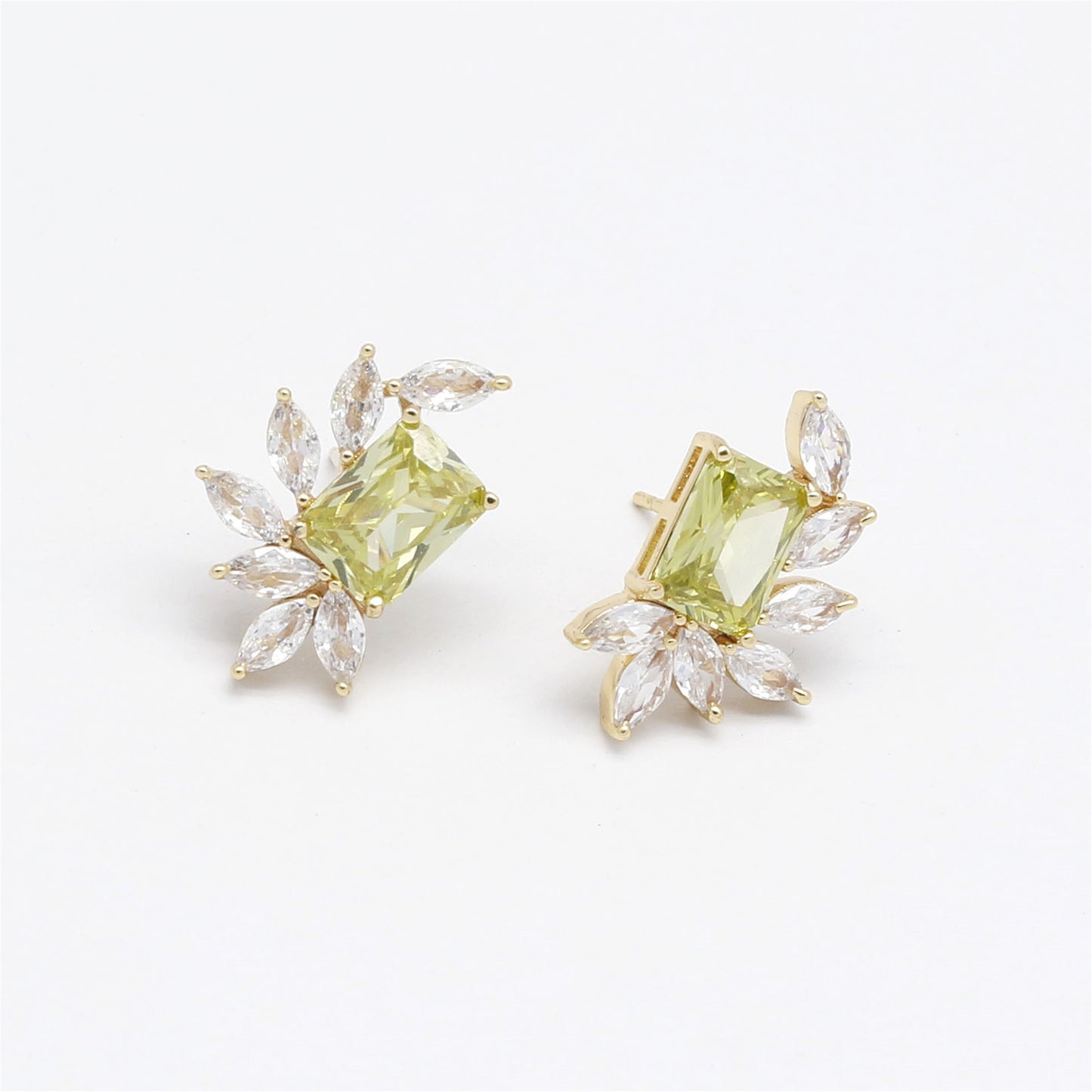 1 Pair 19*13mm Gold Color Brass Zircon Ear Posts Rhinestones Embellished Stud Earrings Hypoallergenic Women Earring Piercing Jewelry