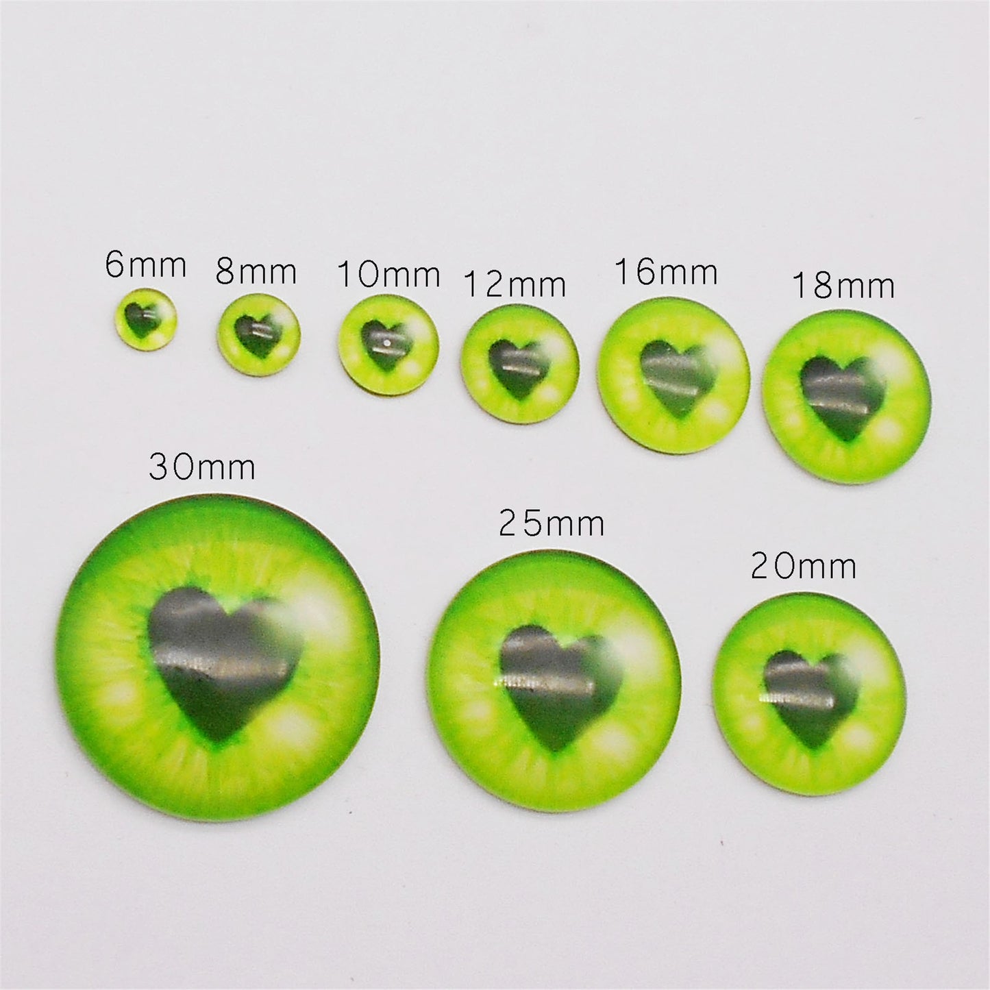 10 or 15 Pairs Heart & Round Pupil Animal Toy Eyes Luminous Glass Dragon Eyes Dome Scrapbook Cabochons DIY Making Accessories 12/16/18/20mm