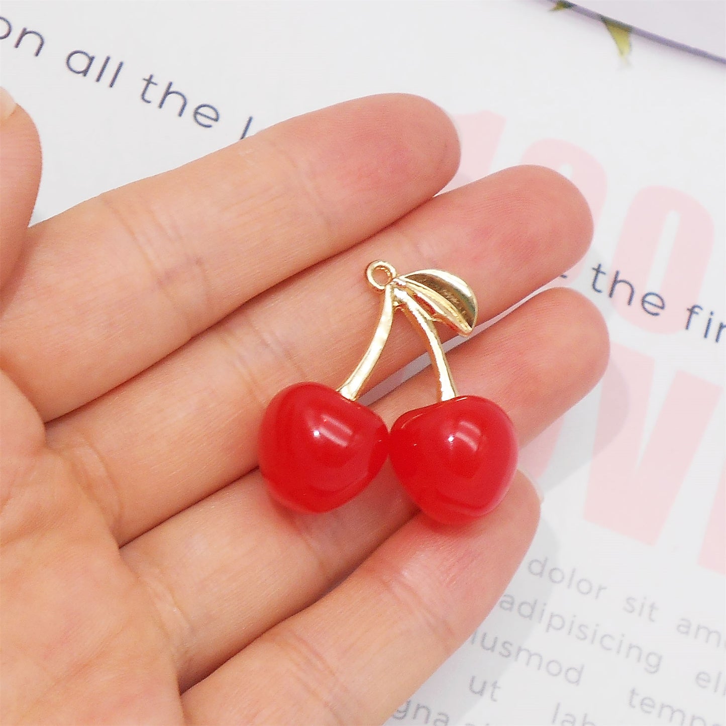 2PCS 29.5x30mm Red Plastic Cherry Charms with Gold Alloy Leaf 3D Cherry Fruit Pendants for Diy Necklace Bracelet Earring Making Accessories Keychain Decor