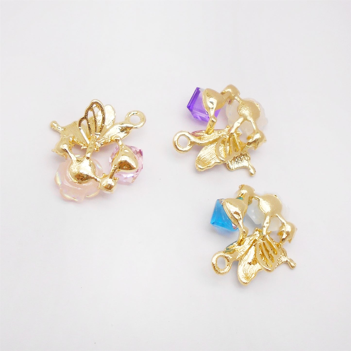 3Pcs Camellia Charm with Faux Pearl Crystal Rhinestone Butterfly Gathering Flowers Pendant Enamel Alloy Jewelry Making Accessory DIY Crafts Decor 23.5x22.5mm
