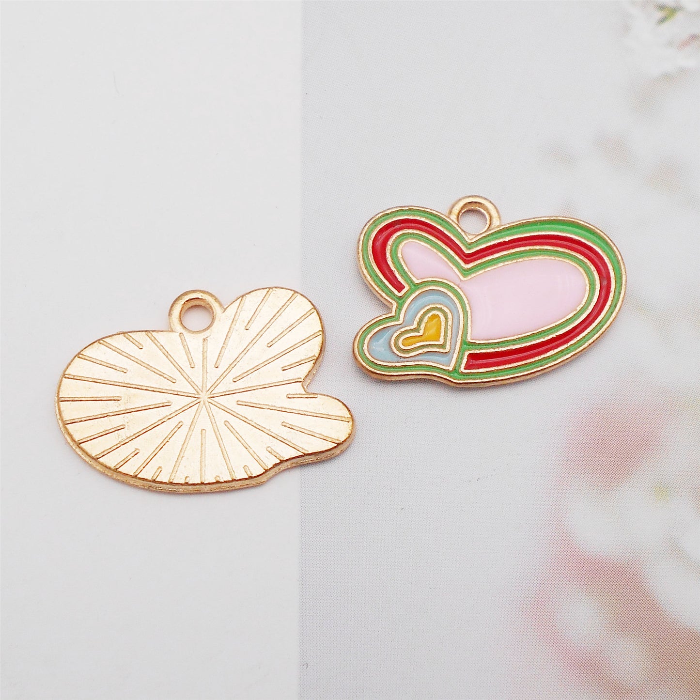 4pcs Enamel Heart Charm Metal Alloy Jewelry Pendant for Necklace Bracelet Earrings Making DIY Crafts Decor