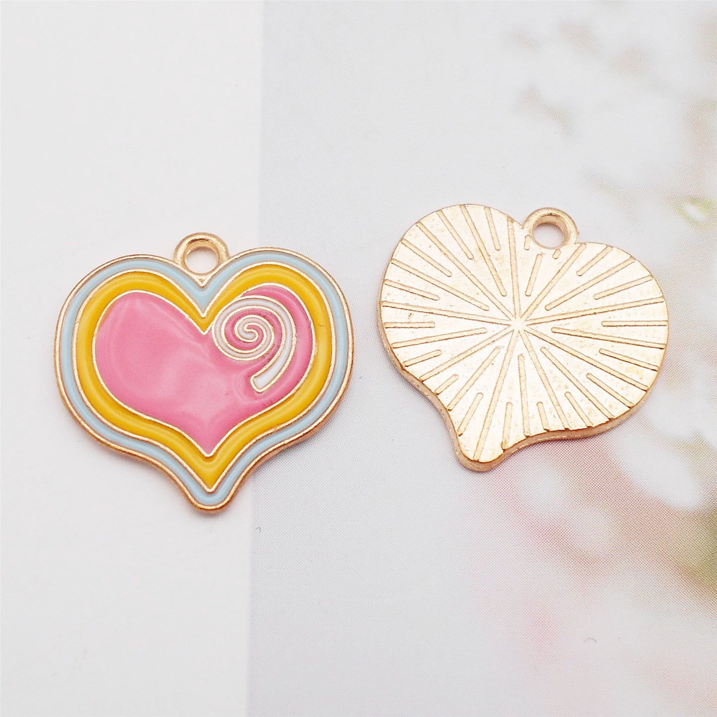 4pcs Enamel Heart Charm Metal Alloy Jewelry Pendant for Necklace Bracelet Earrings Making DIY Crafts Decor