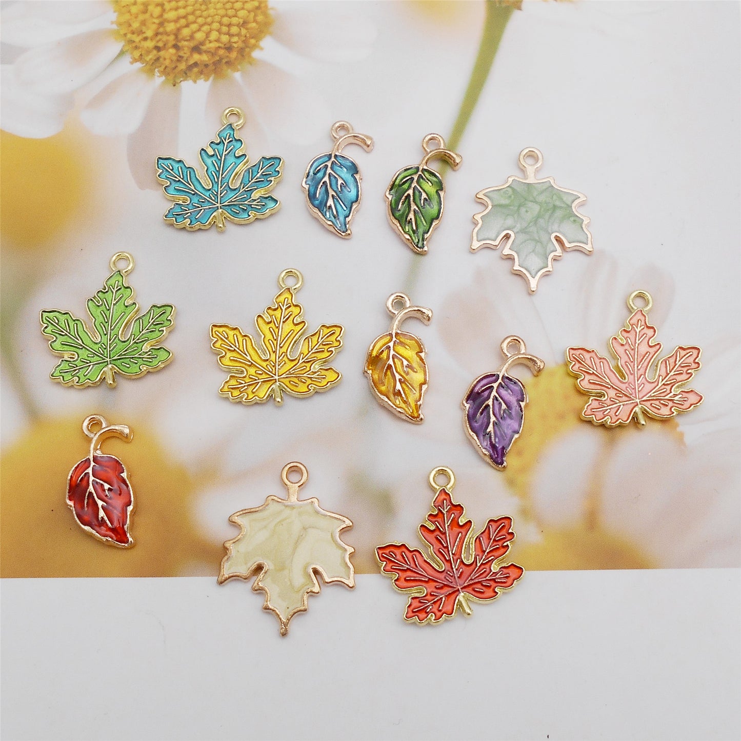 12Pcs Mixed Alloy Plant Leaf Charm Enamel Maple Leaf Pendant for DIY Necklace Bracelet Earrings Jewelry Making Crafts Phone Chain Decor