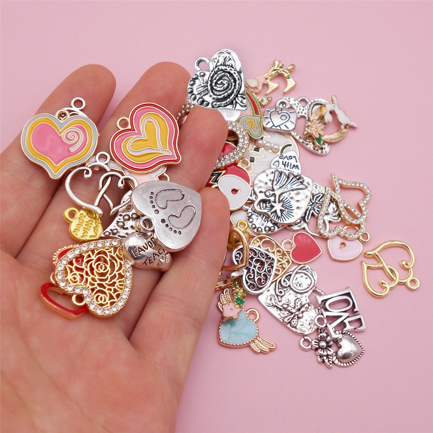 20Pcs Mixed Alloy Heart Charm Enamel Heart Crystal Heart Pendant for DIY Jewelry Making Necklace Bracelet Earrings Crafts Decor